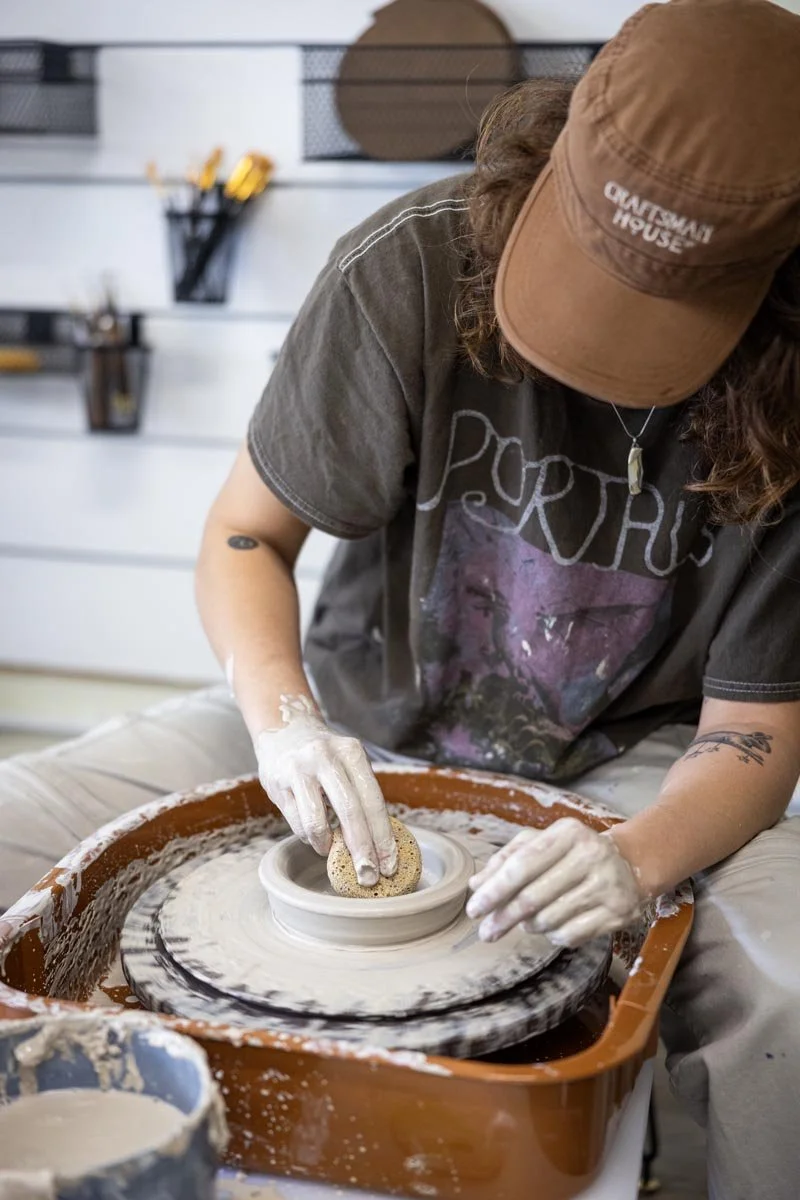Floridian-Ceramics-Studio-Wheel-Throwing-039.jpg