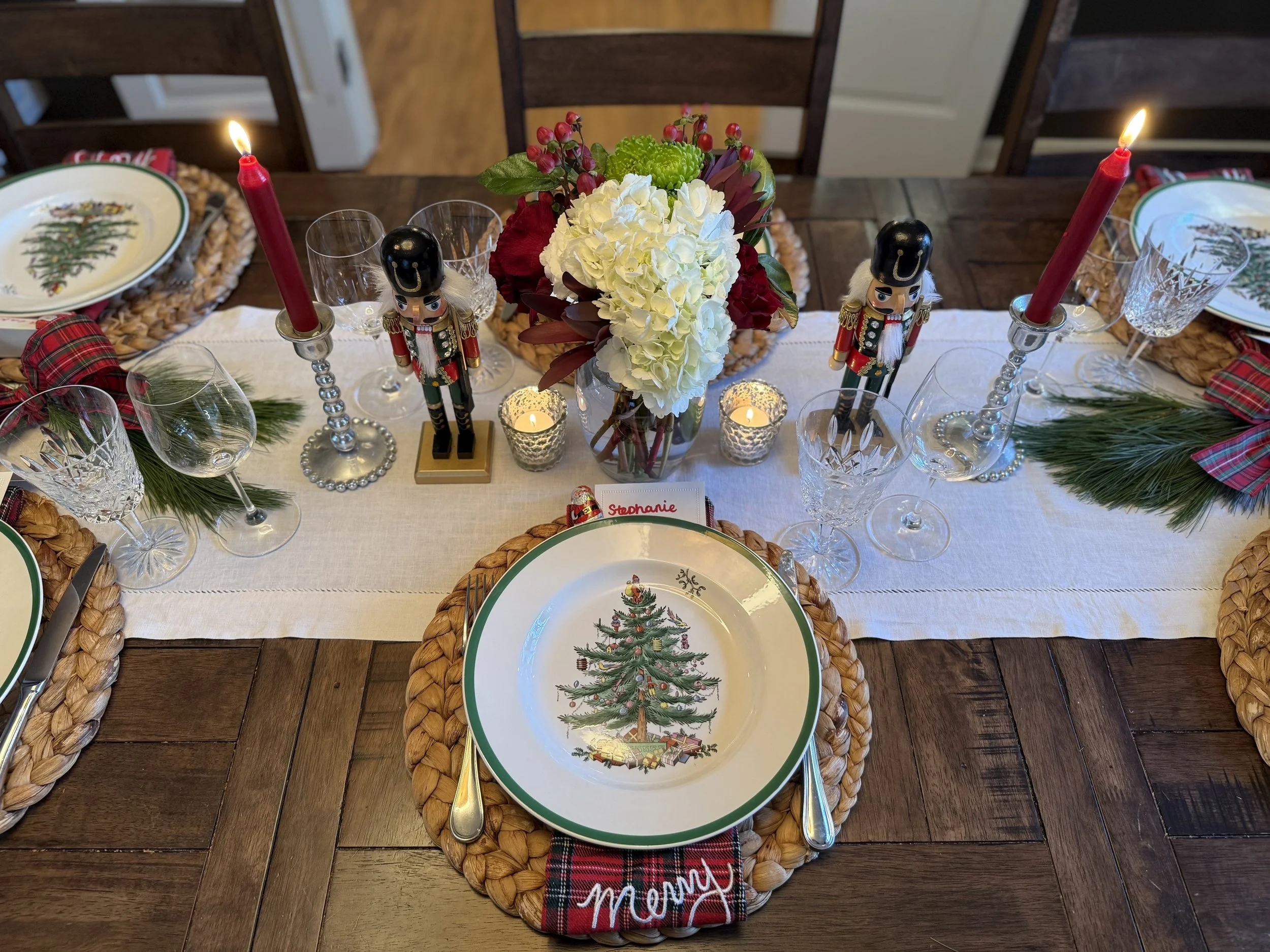 Classic Christmas Tablescape
