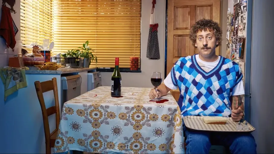 Schalk Bezuidenhout | Hey Hey Divorcé