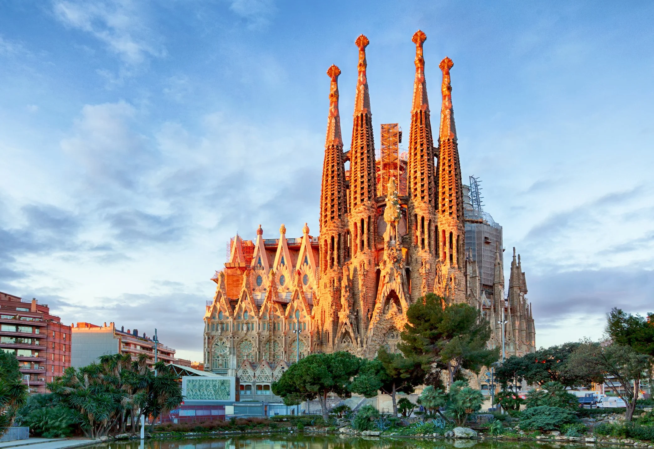 Barcelona iStock-509628540.jpg