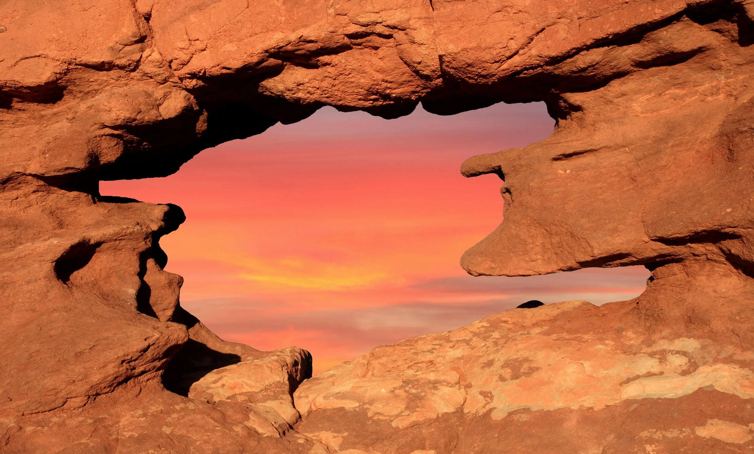 Red Rocks iStock-144723331.jpg