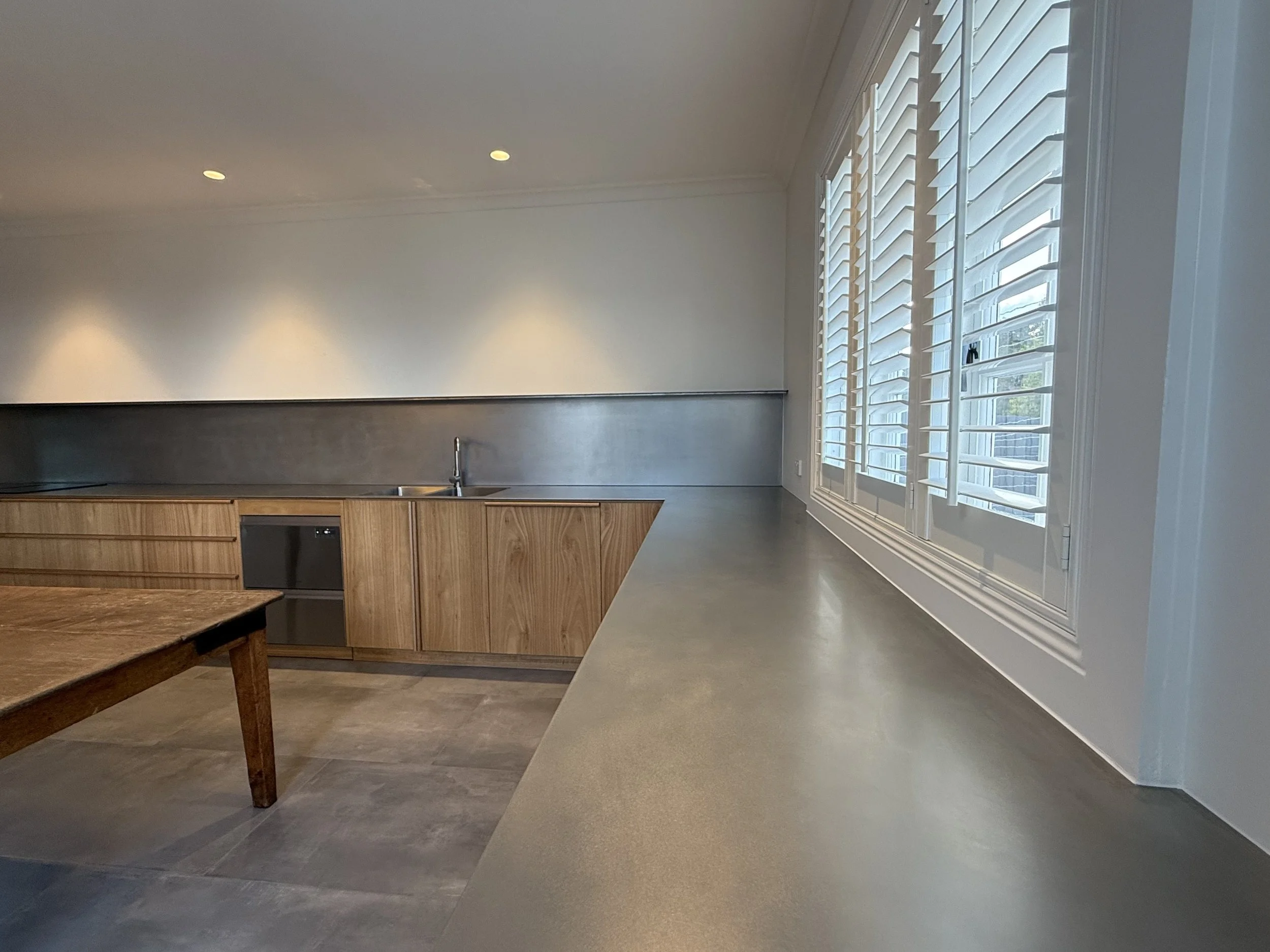 5mm Stainless Steel plate bench top with an oscillated finish, installed in a private residence at Kingston.