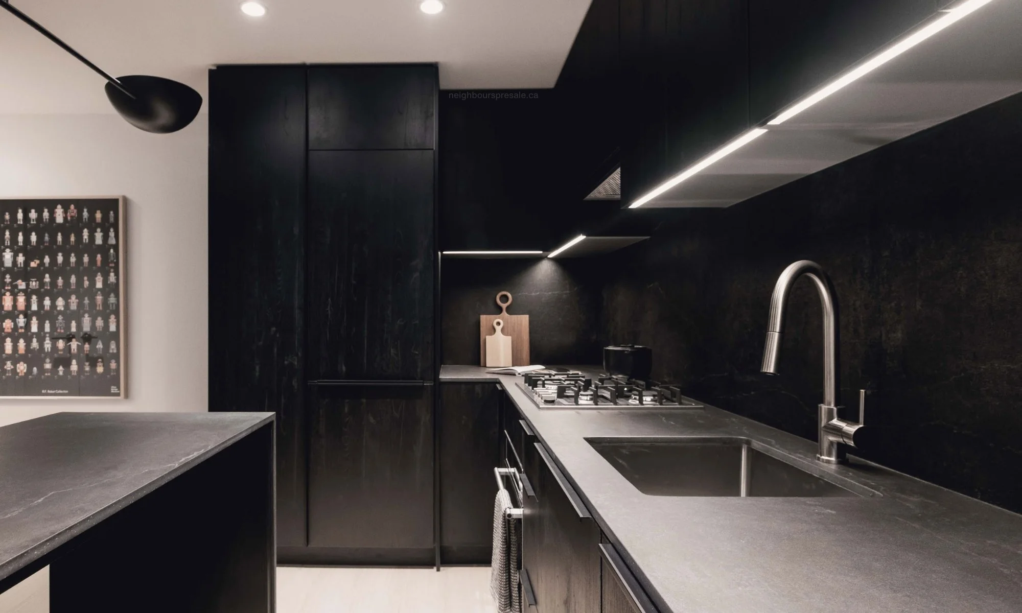 102 + Park - Black Kitchen.jpg