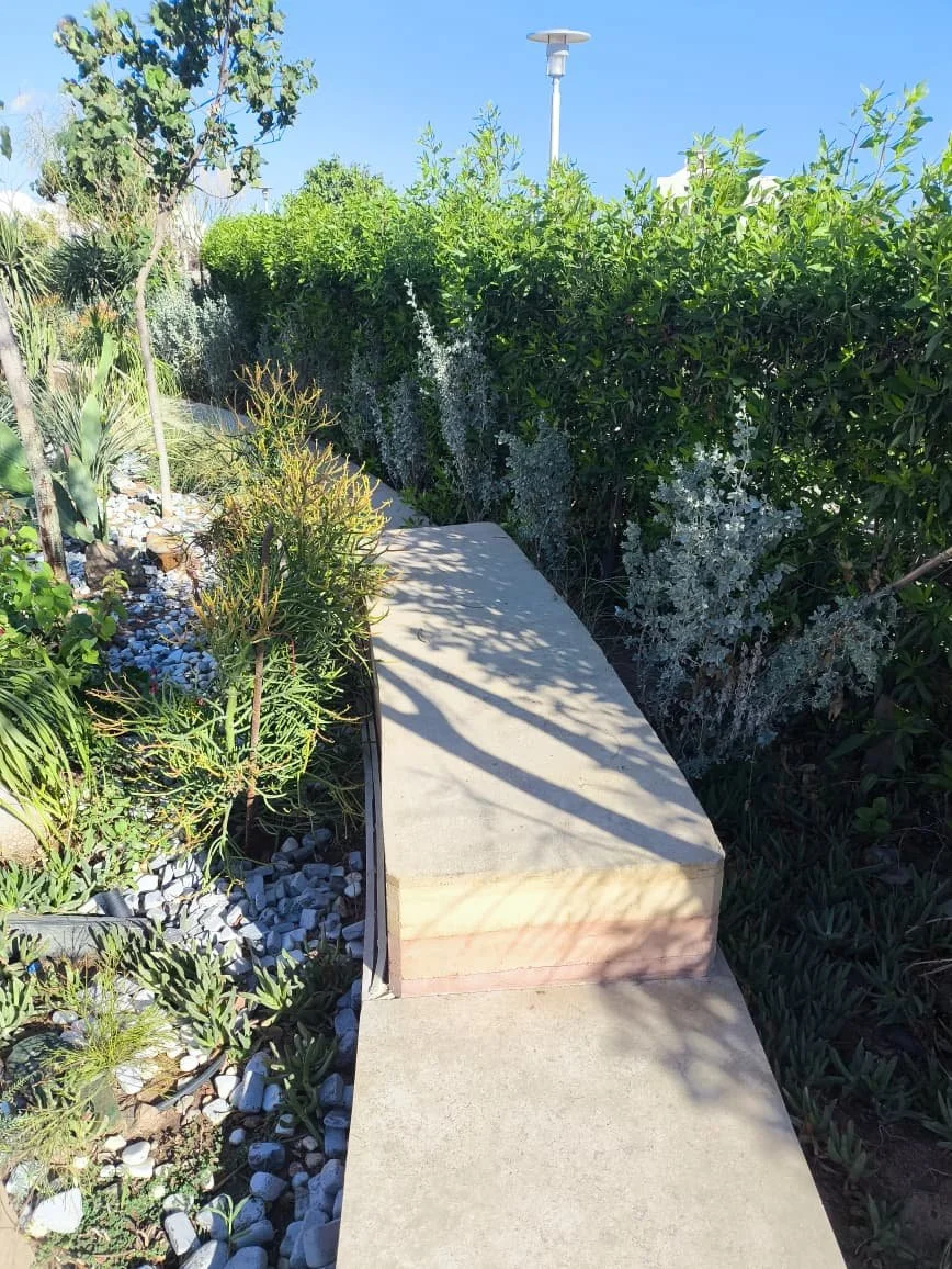 WhatsApp Image 2025-09-22 at 14.16.00_33c2d1fd.jpg