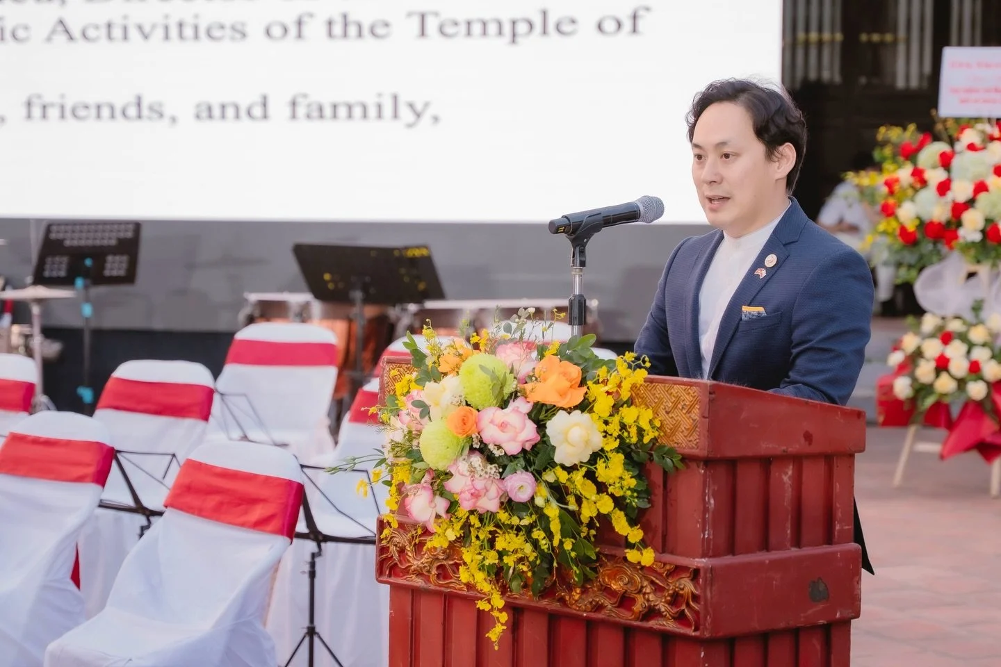 𝗔𝗖𝗤𝗨𝗜𝗥𝗘𝗗 𝗜𝗗𝗘𝗡𝗧𝗜𝗧𝗬 &ndash; 𝗔 𝟮𝟬-𝗬𝗘𝗔𝗥 𝗪𝗔𝗧𝗘𝗥𝗖𝗢𝗟𝗢𝗨𝗥 𝗝𝗢𝗨𝗥𝗡𝗘𝗬 𝗡𝗢𝗪 𝗢𝗣𝗘𝗡!
My exhibition &ldquo;Acquired Identity&rdquo; is now open at the Tien Duong Building, Temple of Literature, welcoming visitors until Dec