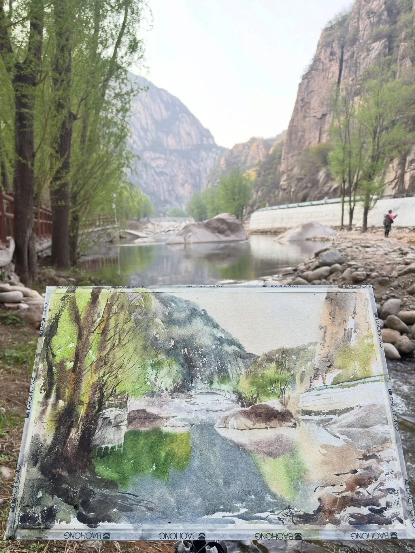 Painting by the water near the Great Wall at Yesanpo Tianguan Yugang Scenic Area.

#pleinair #watercolor #paintfromlife #greatwall #artistlife
