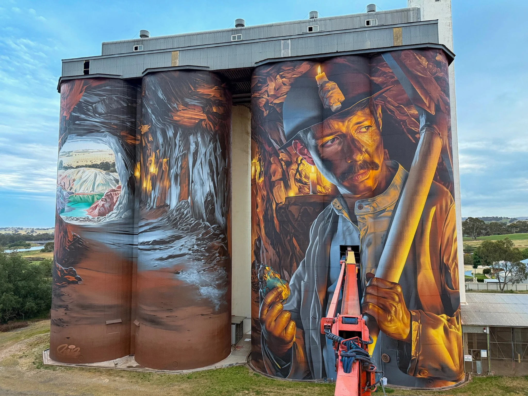 silo-art-smug-juddy-roller-kupunda.JPG