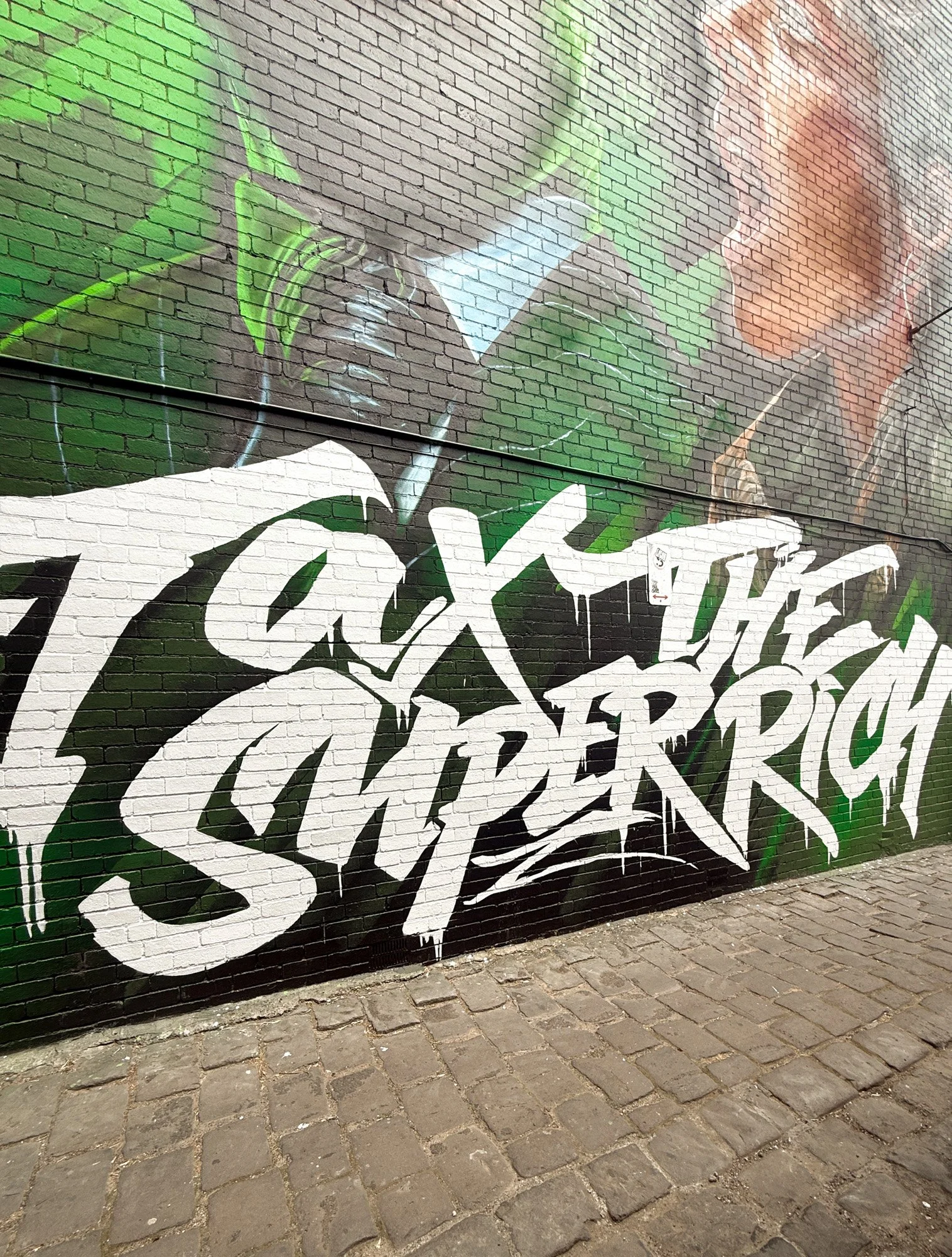 ADNATE-OXFAM-JUDDY-ROLLER-01.jpg