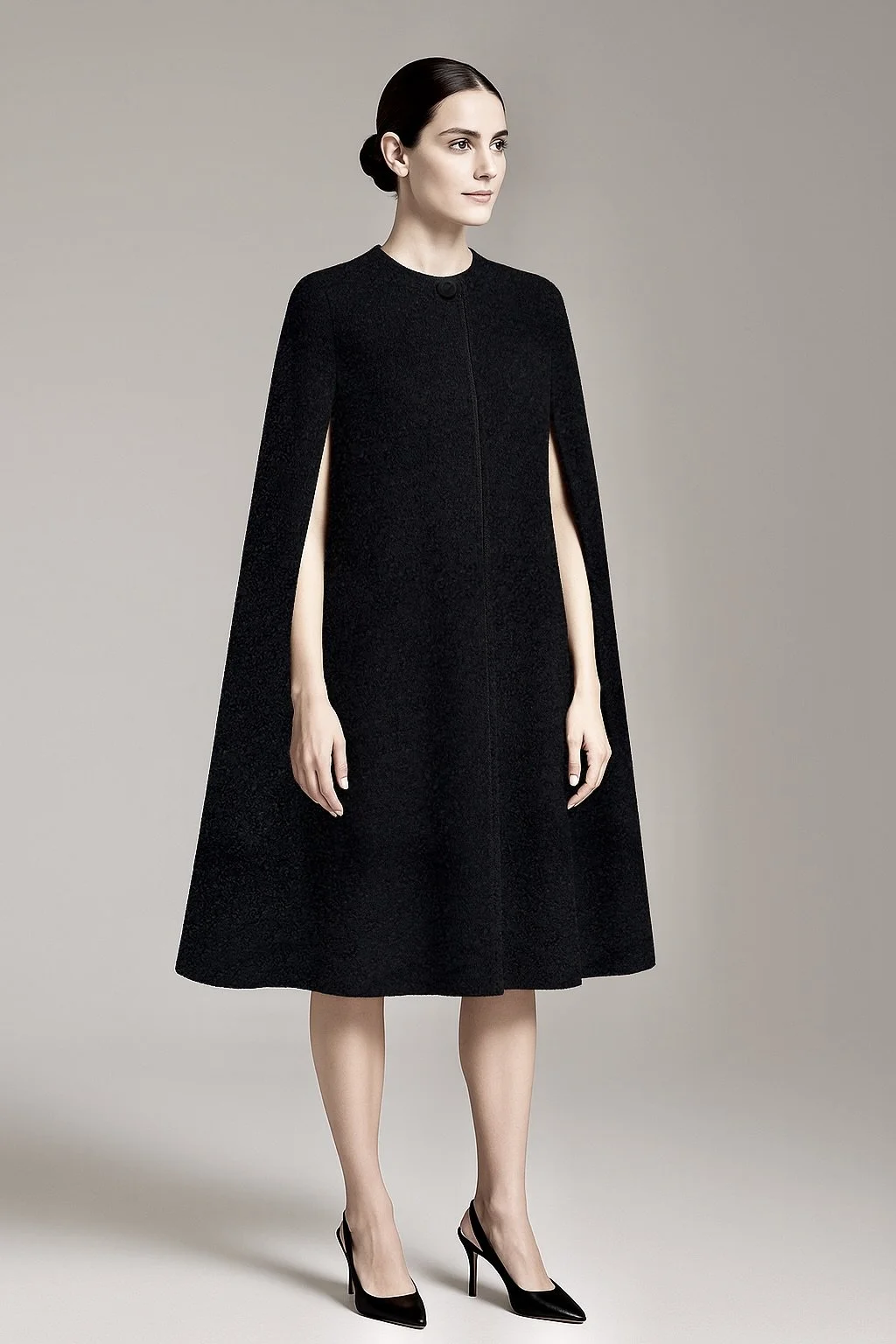 Castellaines-Ayane-Cape-Frontshot-2025_fff.jpeg