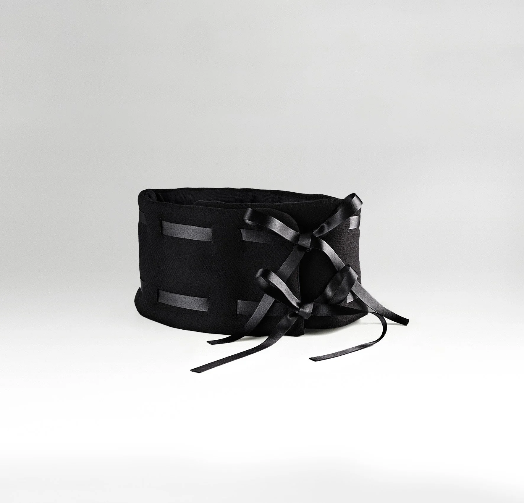 Ayane Collar Noir in Escorial Wool — Luxury Neck Collar lined in Cashmere