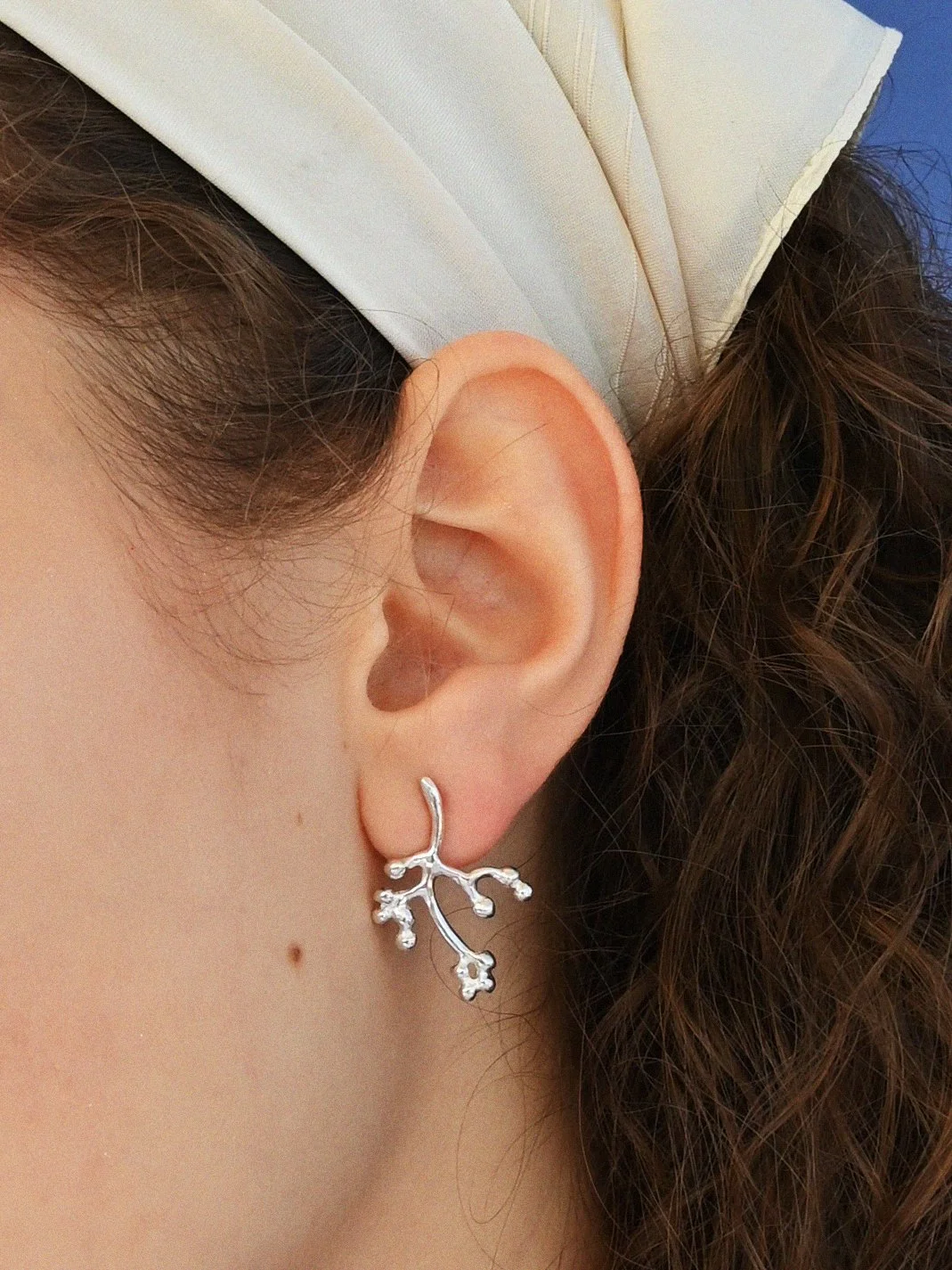 Pauline Hagan_Branch earrings silver_2.jpg