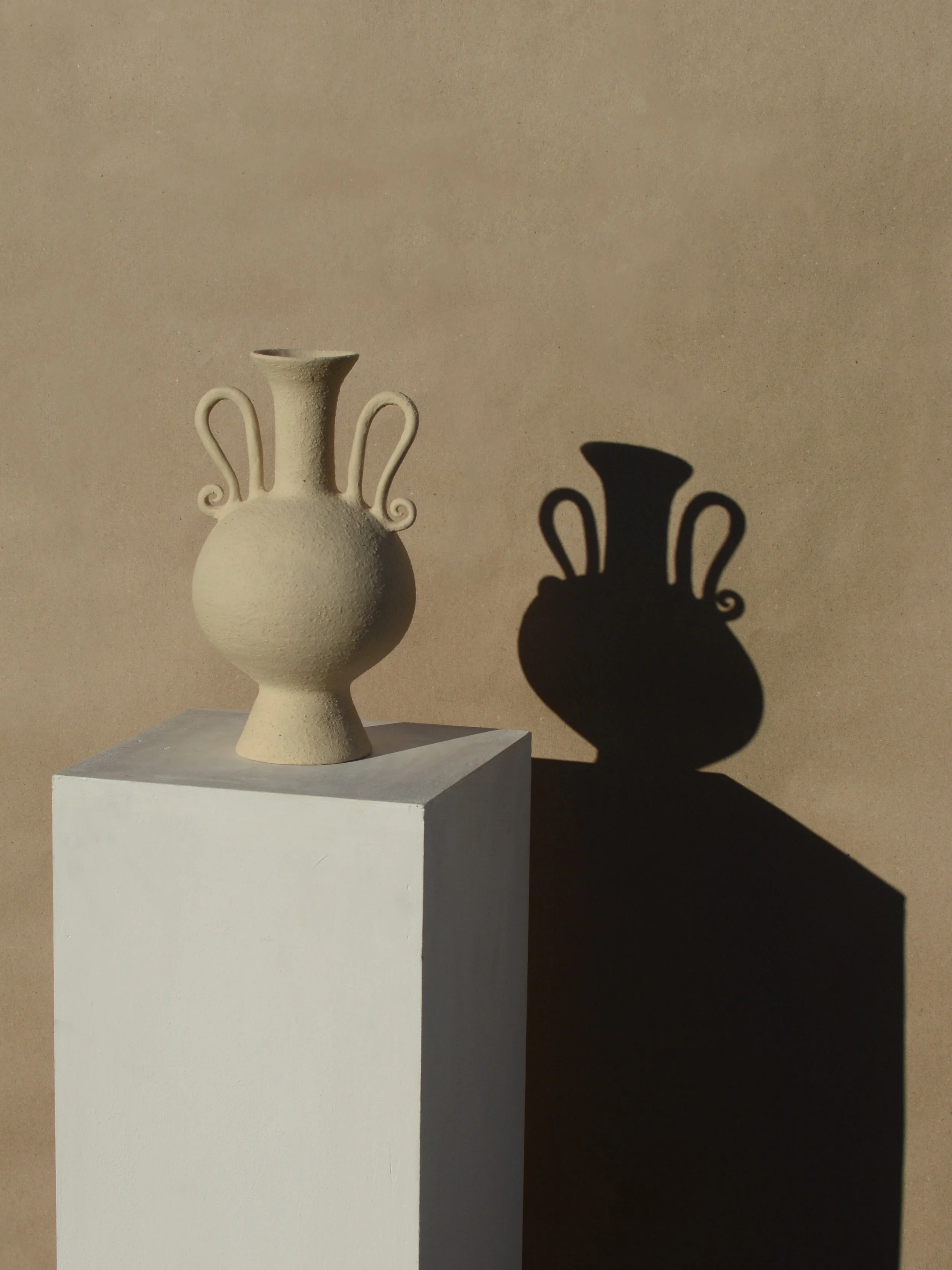 Pauline Hagan_Ensemble_Vase_1_4.jpg