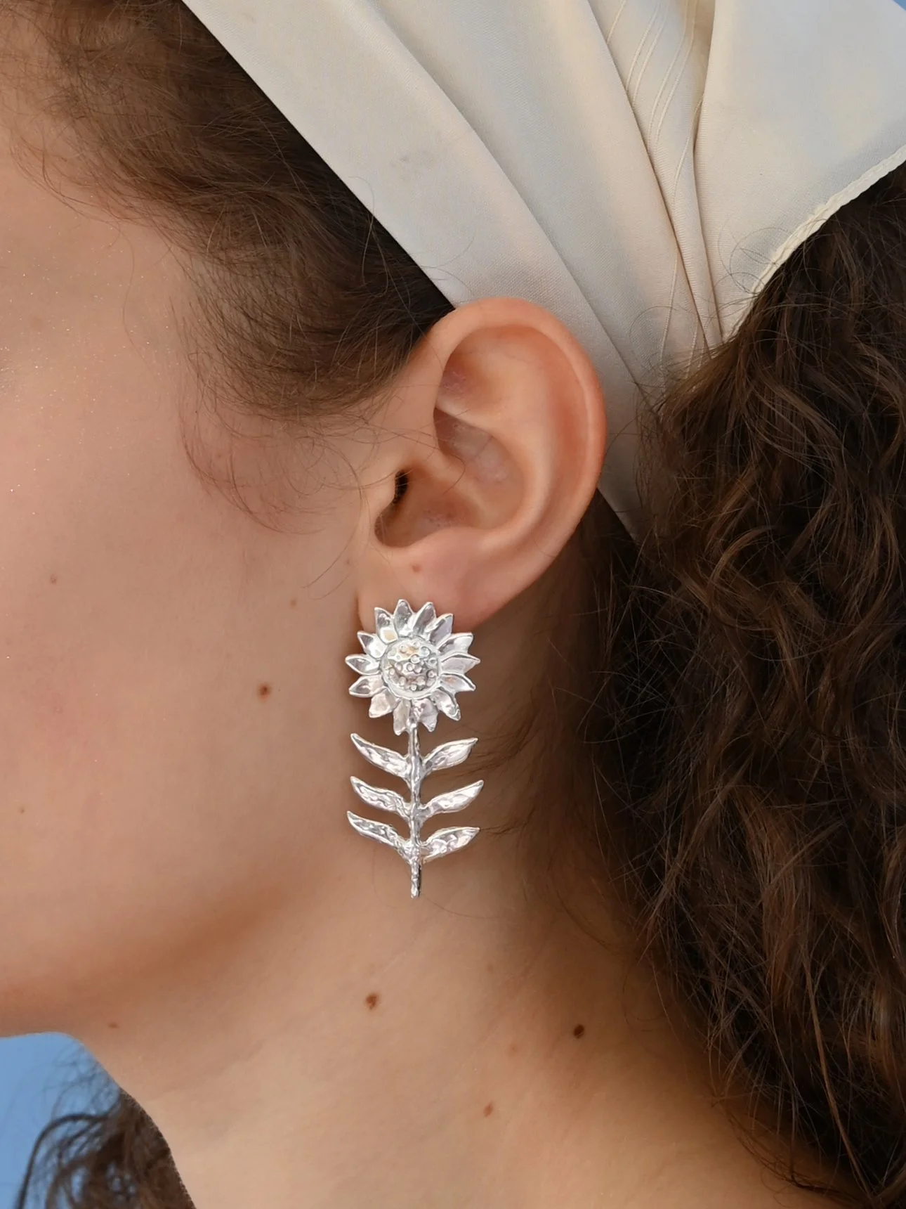 Pauline Hagan_Sunflower earrings_4.jpg