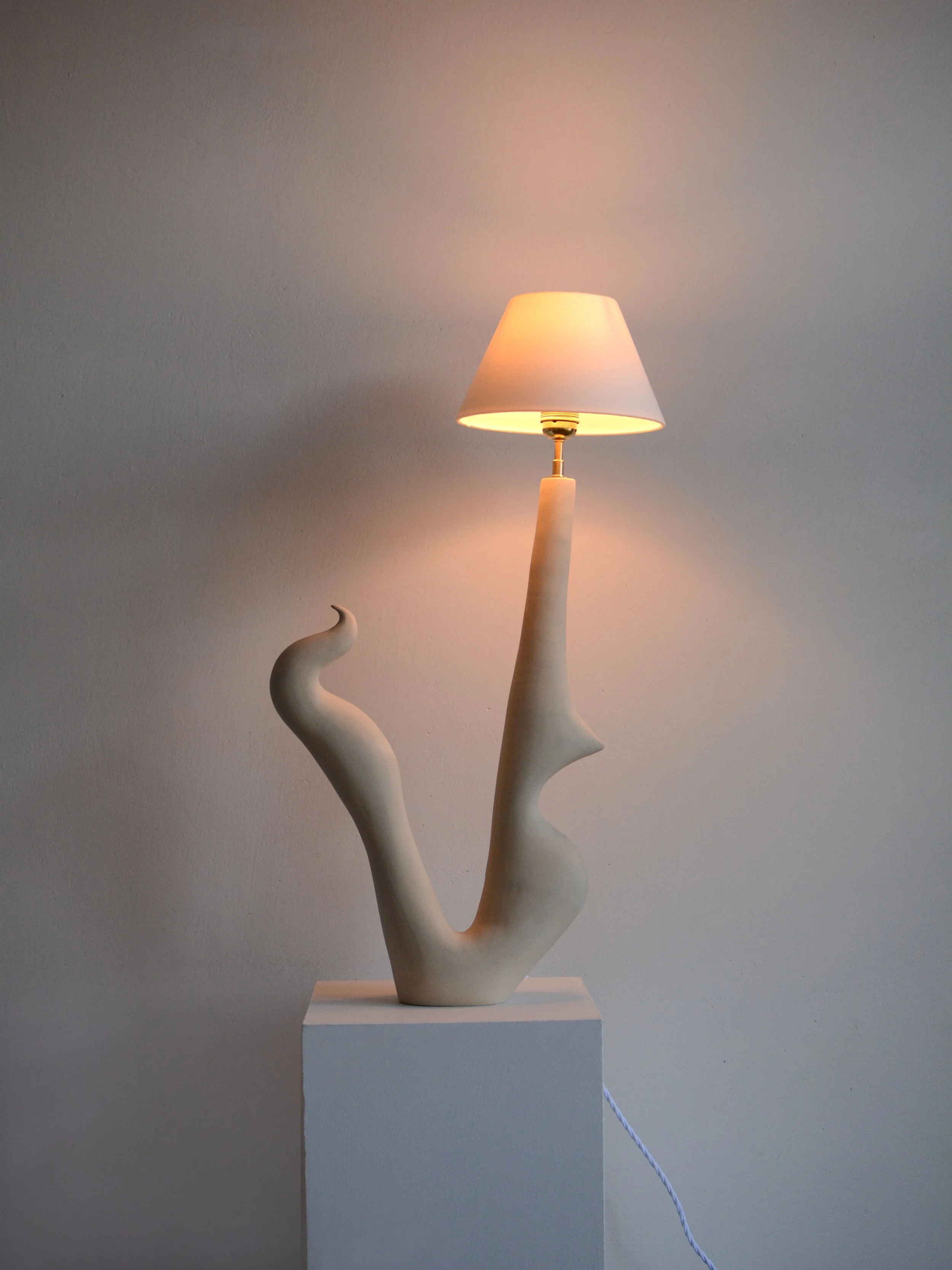 Lamp_A_2.jpg