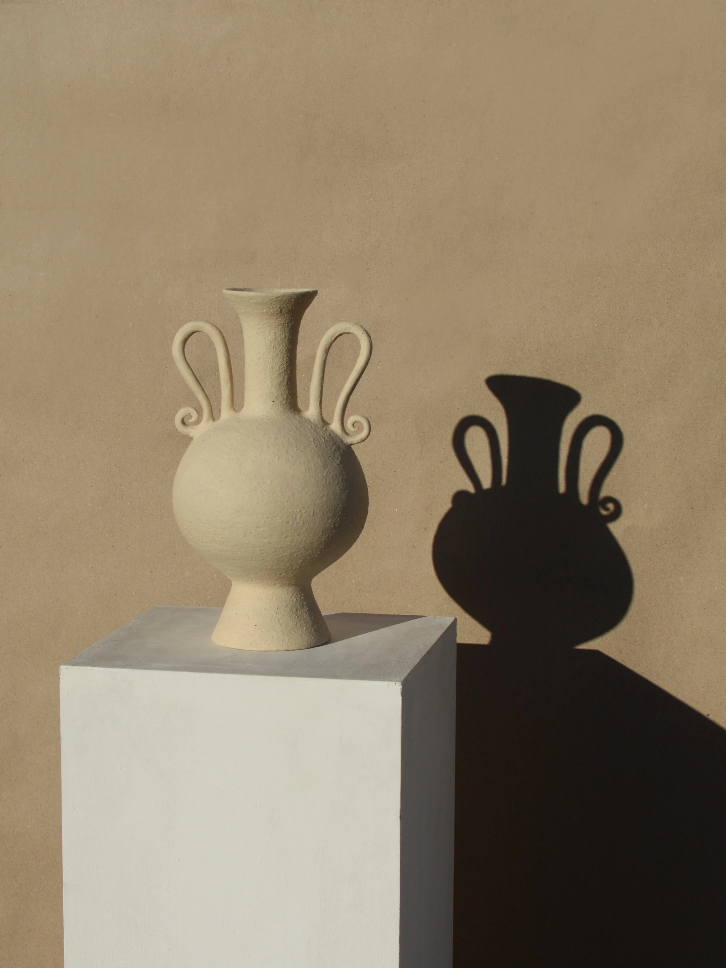 Pauline Hagan_Ensemble_Vase_1_2.jpg