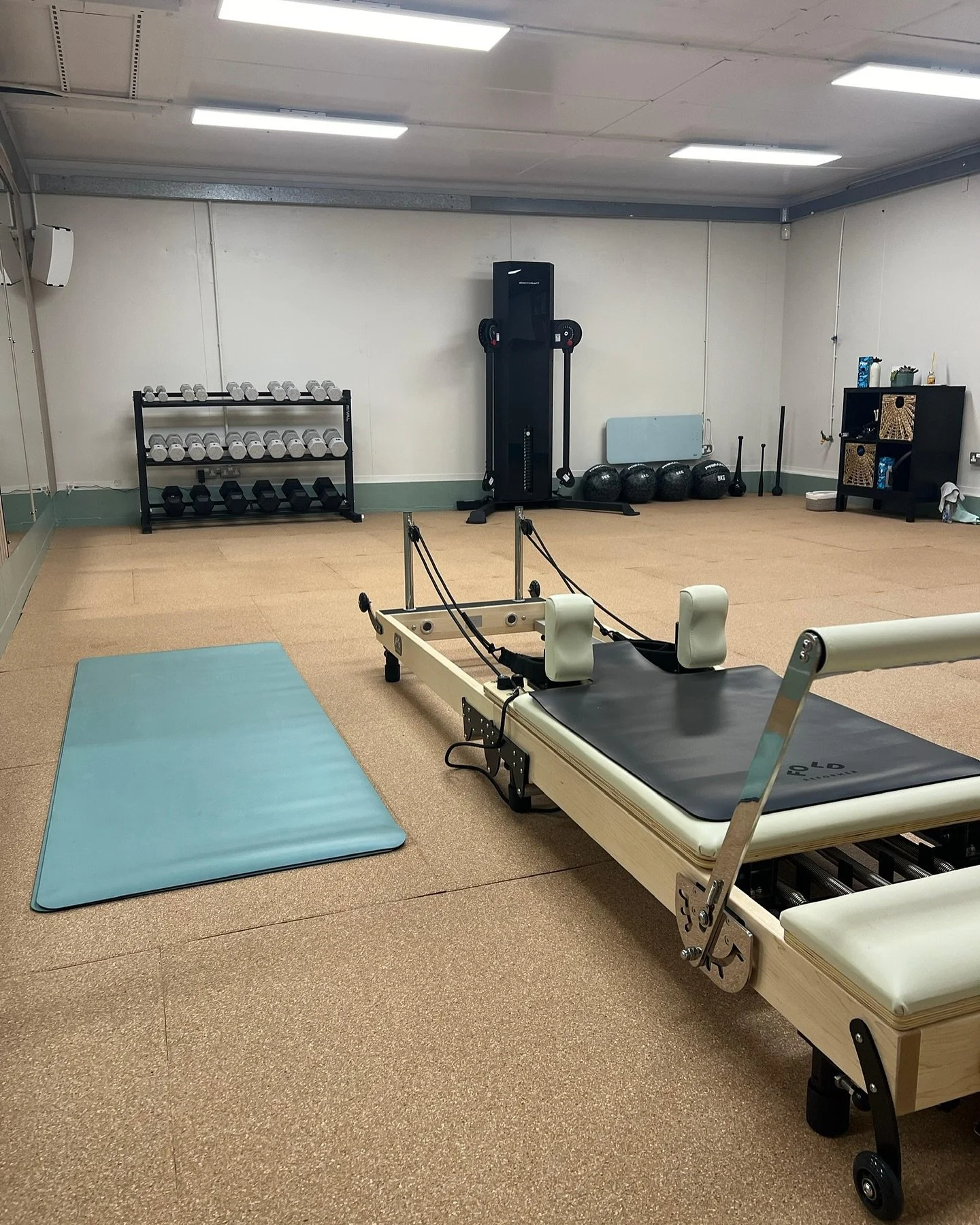 ✨ The studio is open ✨

We still have a few more pieces to add in this week but so far we are absolutely loving working from this beautiful space and so are our clients! 

Please send us a message if you are interested in training with us 😊 
 
#stal