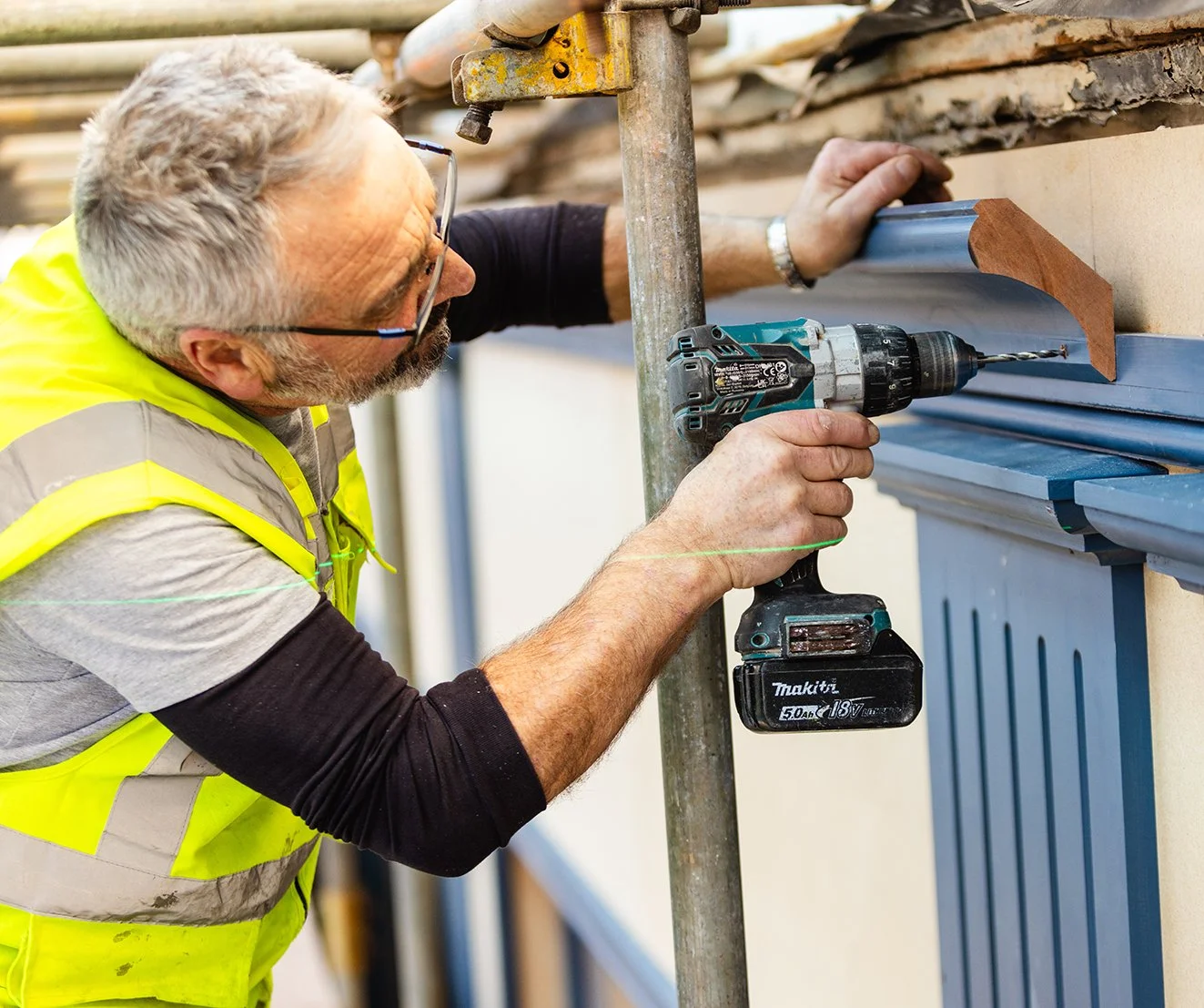 Ren Contractors Bespoke Joinery Shopfront Replacement.jpg