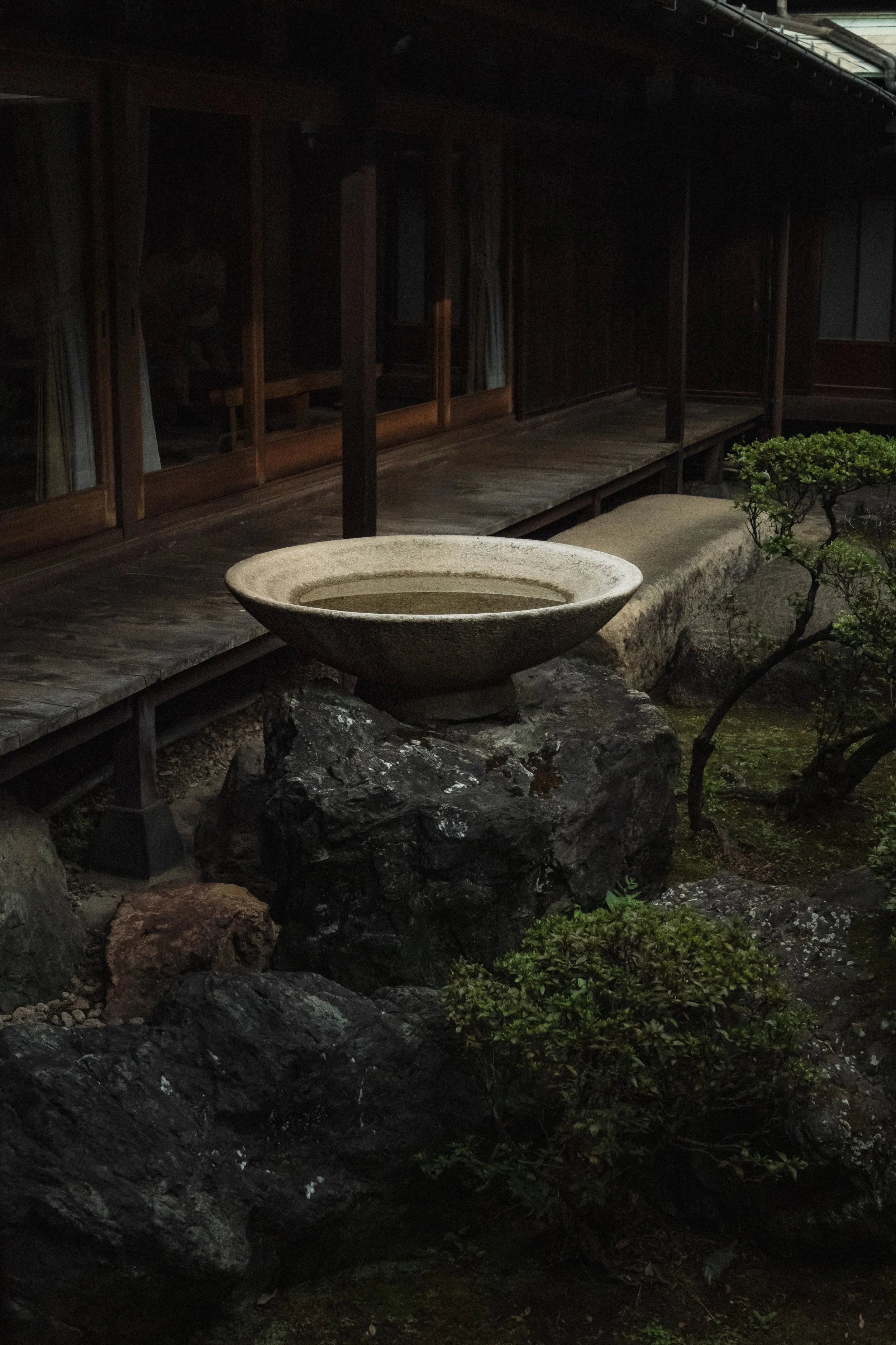 Tokyo-Asakura-16.jpg