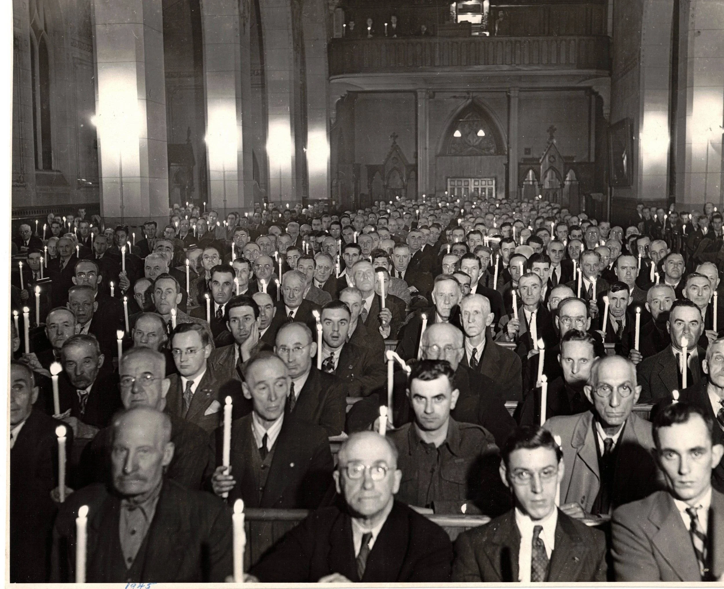 Close of Married Men's Mission 1945.jpg