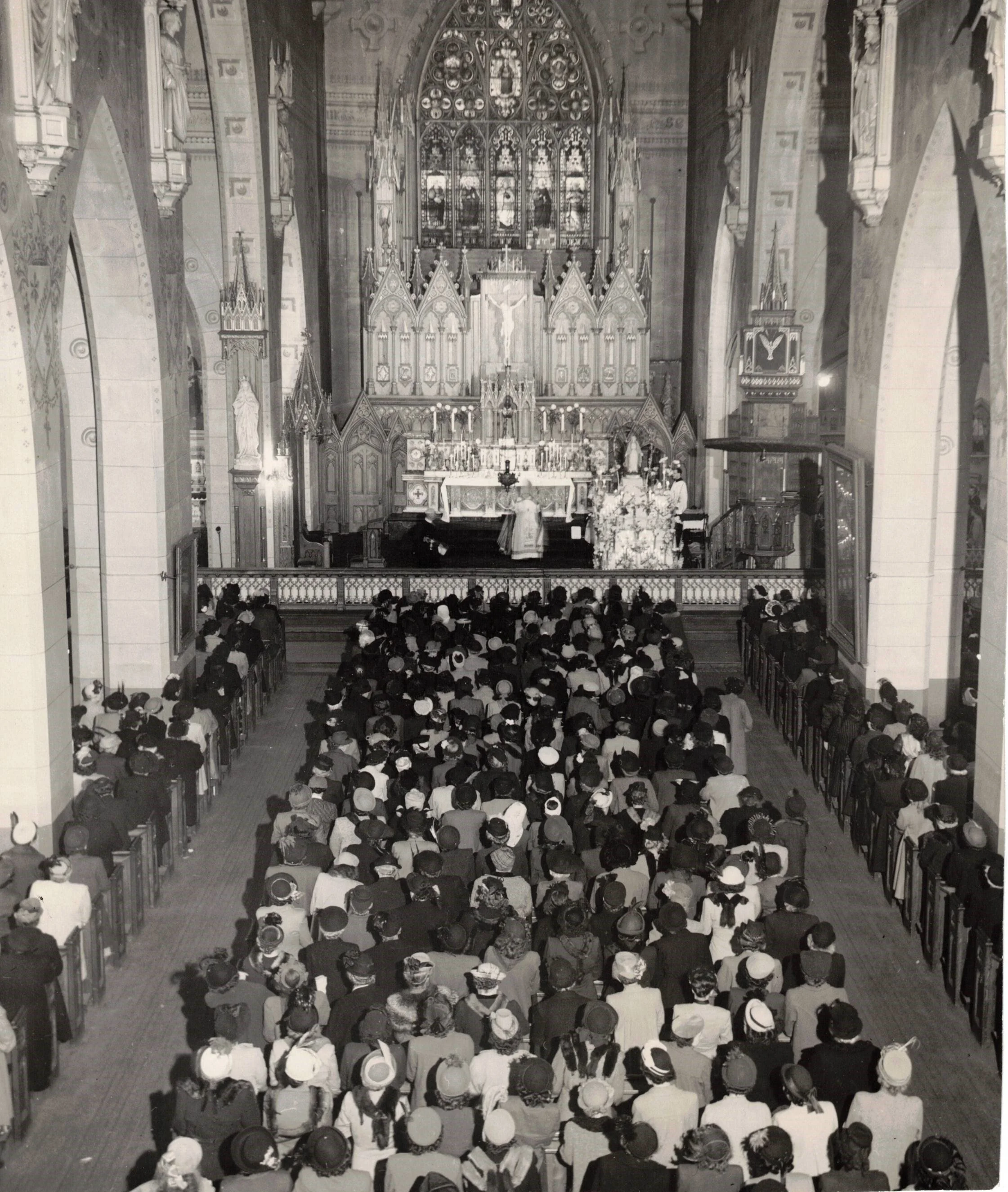 Cathedral Women's Mission abt 1949.jpg