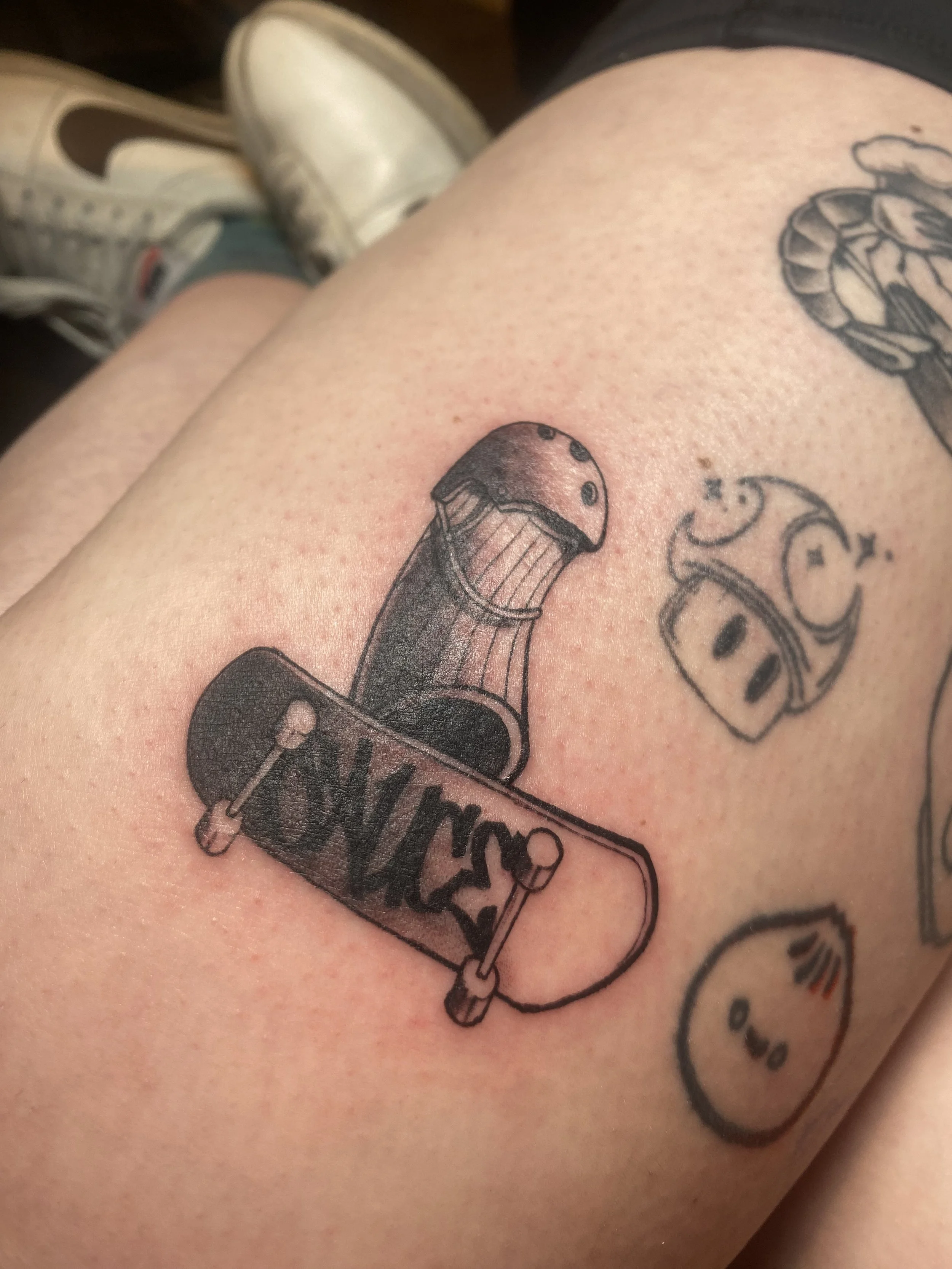 Rigatoni Hawk - skateboarding rigatoni with SAUCE grafitti, smooth black and grey shading, script