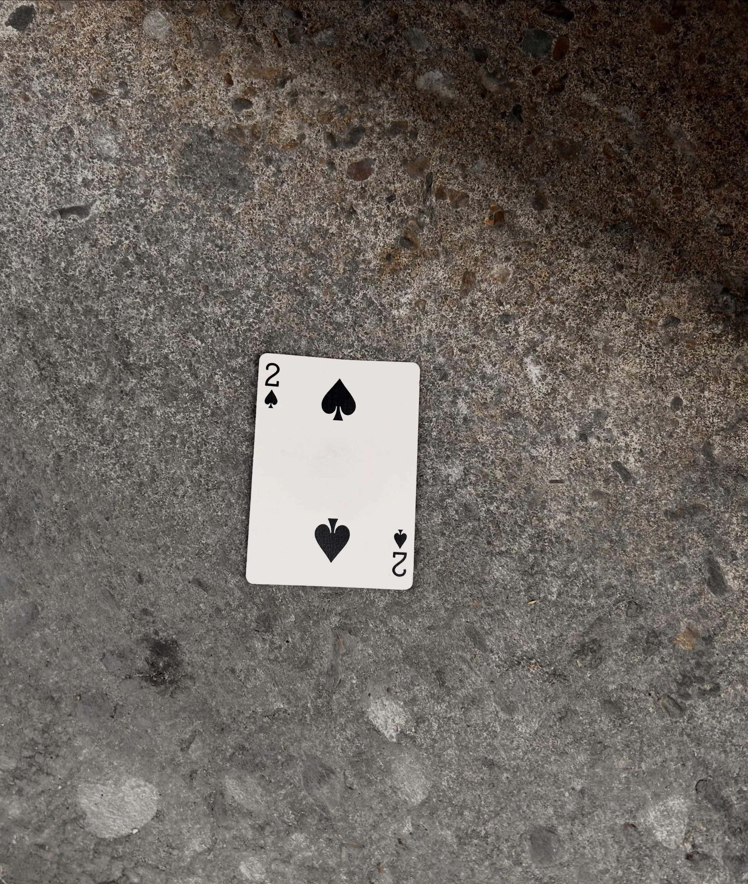 Today&rsquo;s omen - the 2 of Spades. &spades;️ Brought to you by Downtown Austin, TX. 

&spades;️The 2 of Spades represents irritations&hellip;like little things pissing you off. After yesterday&rsquo;s full moon in Aries, it&rsquo;s easy to feel ag