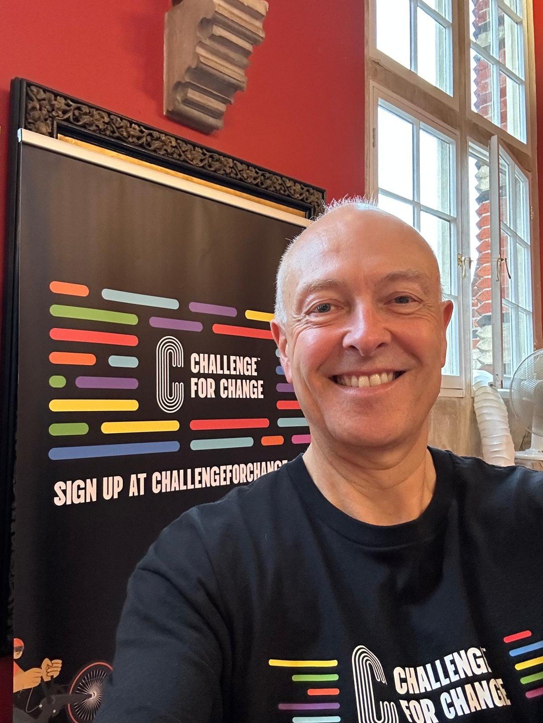 🗣 A quick update from David, our founder at Challenge for Change!

Last week saw him presenting at Wokingham Positive Difference, sharing the stage with an MP and the High Sheriff. One of the real highlights was meeting Tim Pitfield, who signed up a
