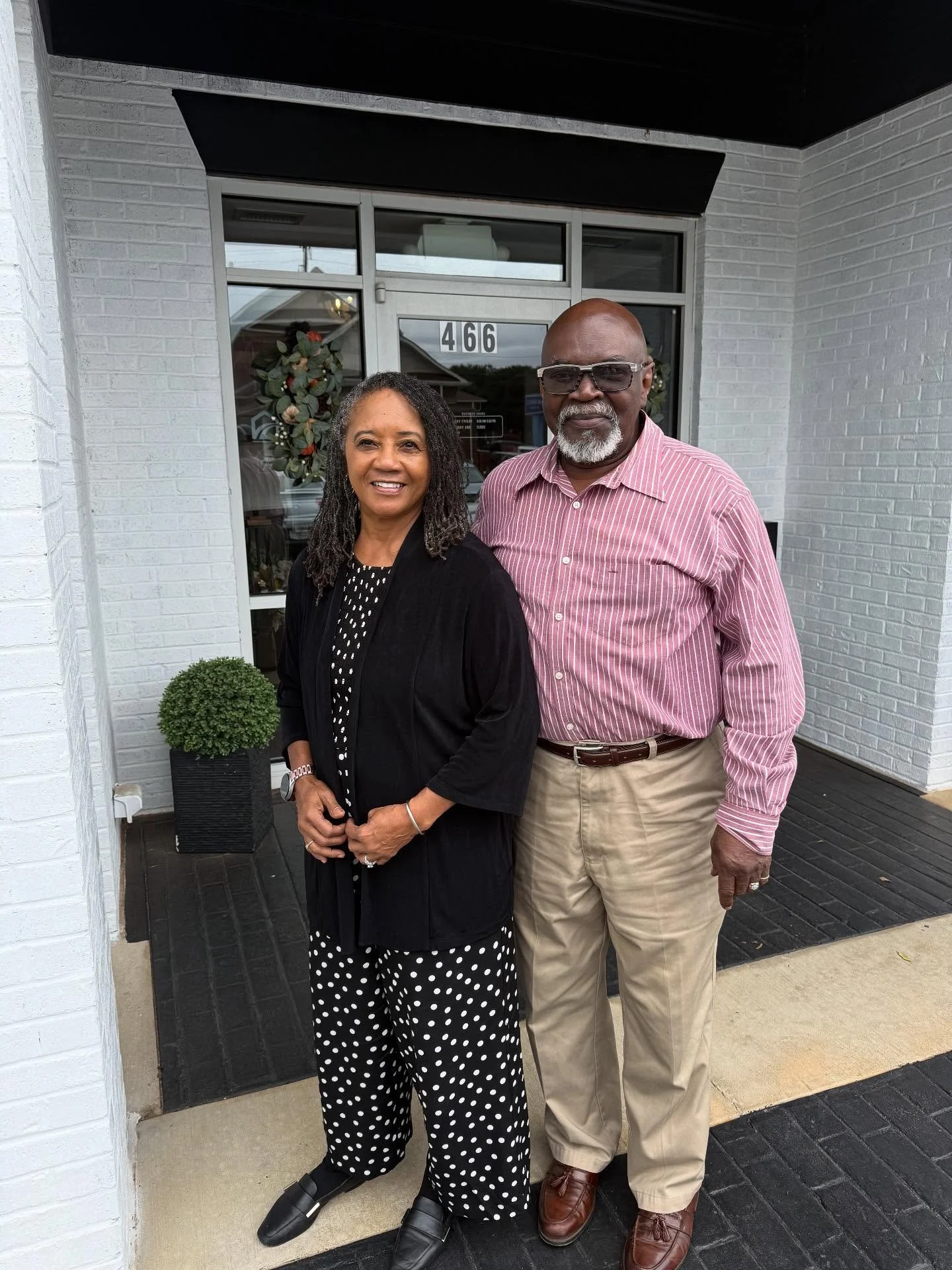 Another Buyer Success Story โจ
After 30 years in their cherished family home, this wonderful couple is stepping into retirement with hearts full of joy — and I couldn’t be happier for them!
They found the one — a beautiful home in