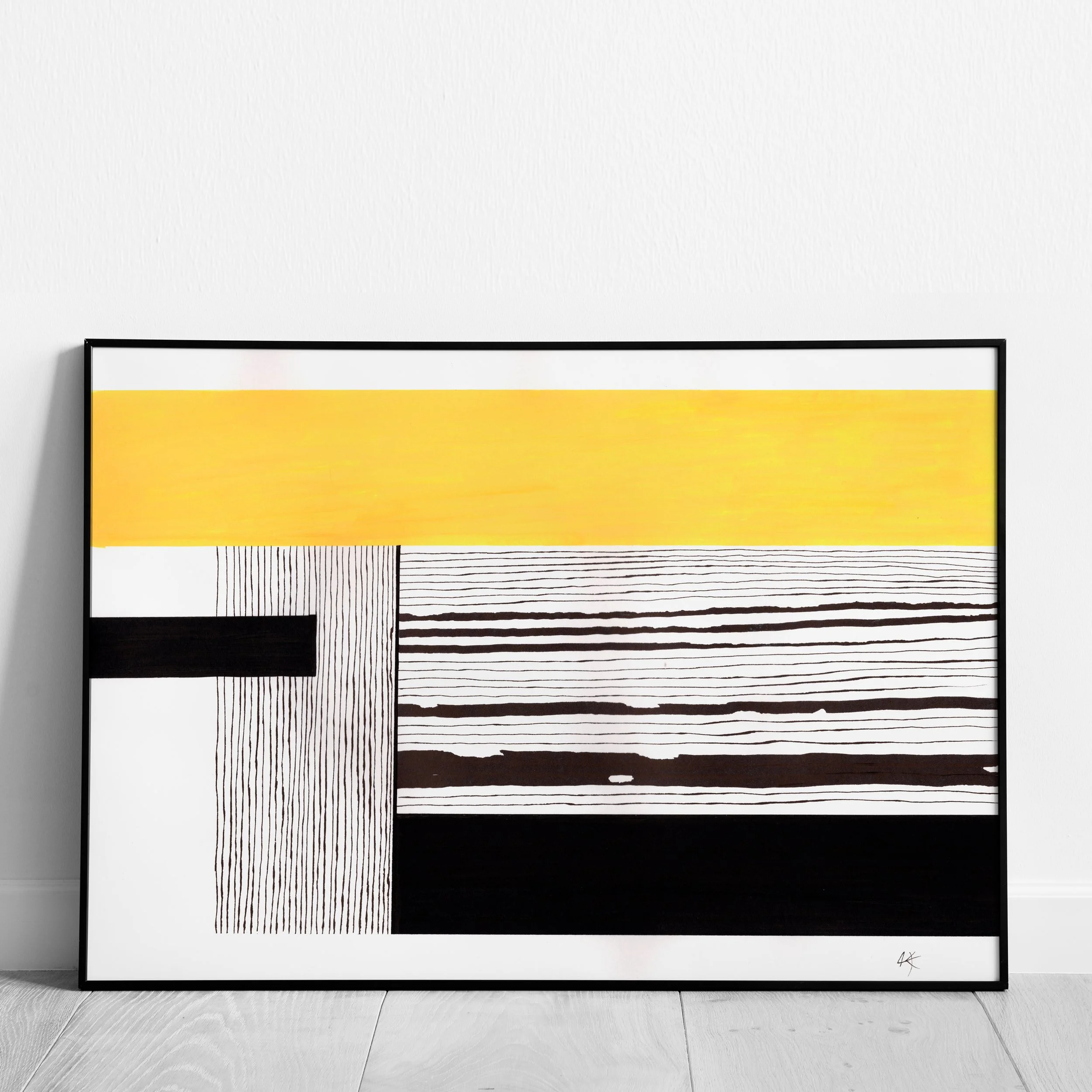 Tableau moderne avec motifs de lignes noires et jaunes, style géométrique, encadré.