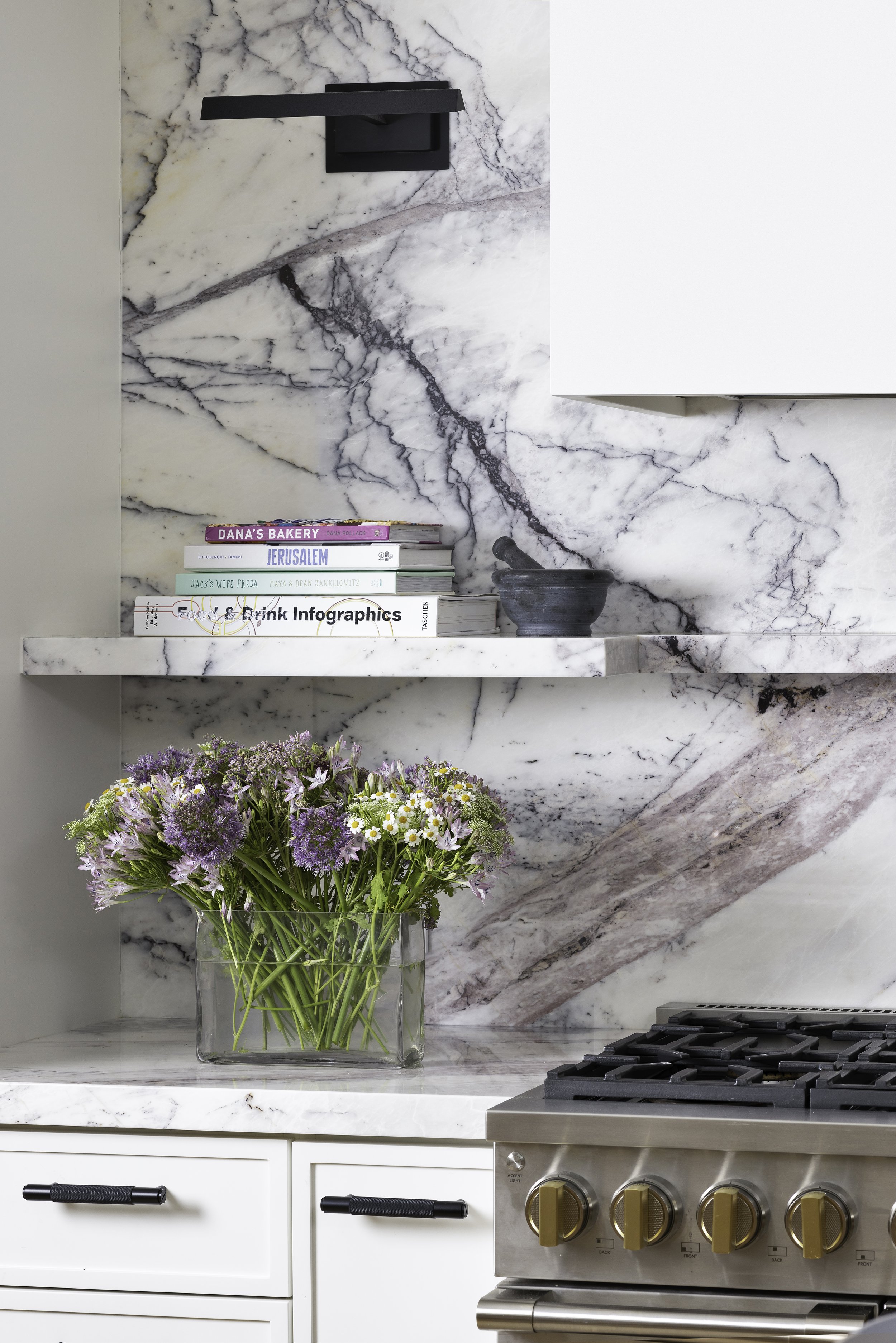 Lilac_SLLILACP2_Kitchen_Dana_Pollack_Residence_05.jpg