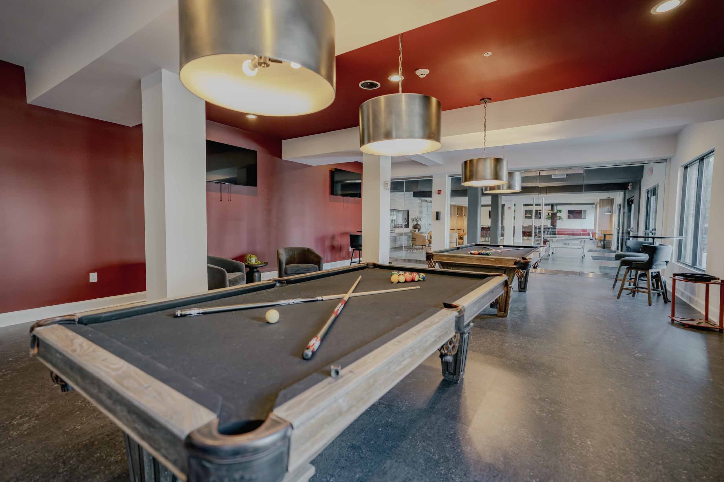 The Griff | Off-Campus Apartments in Columbus, OH near OSU | Resident Lounge with Billiards