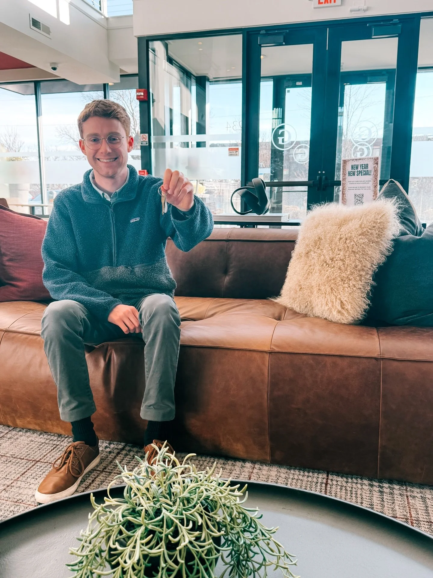 Unexpected housing issues? We&rsquo;ve got you. 🤍

If you were impacted by the recent dorm flooding, we&rsquo;re here to help you get settled ASAP.

✨ Move in now &amp; receive:
✔️ Waived fees
✔️ ONE MONTH FREE

Safe, comfortable housing shouldn&rsq