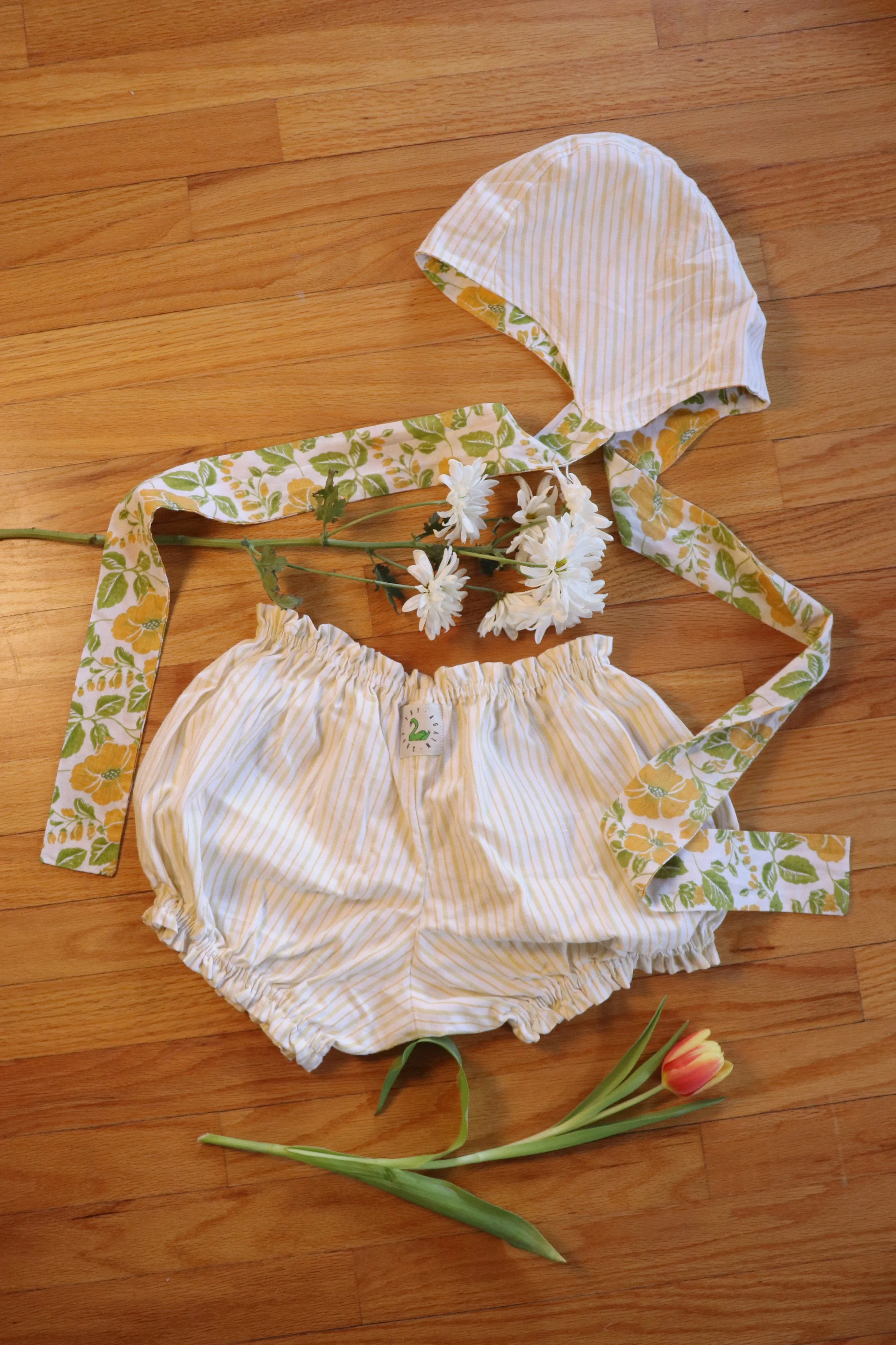 Honey-Striped Adult Bloomers