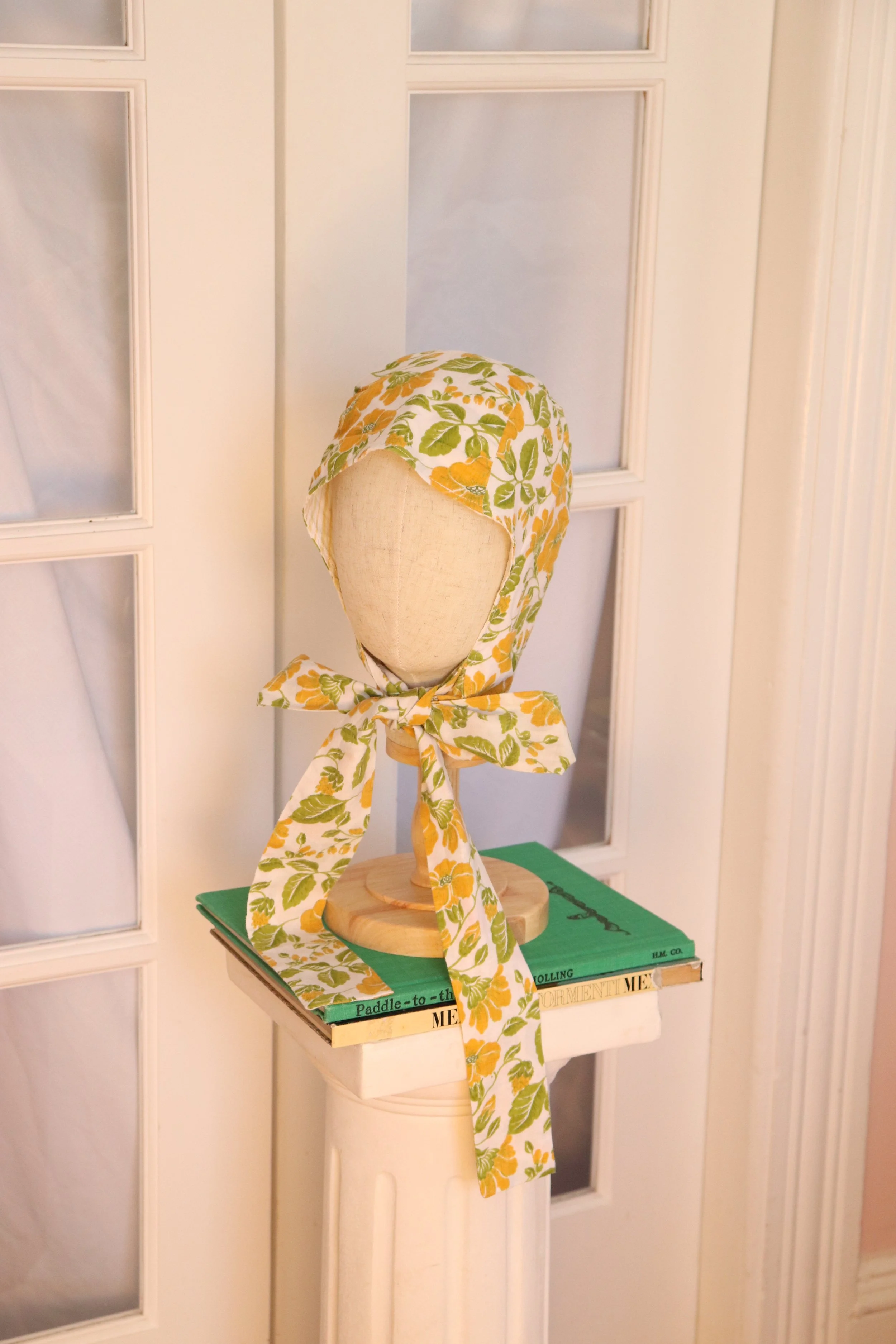 Golden Garden Adult Bonnet