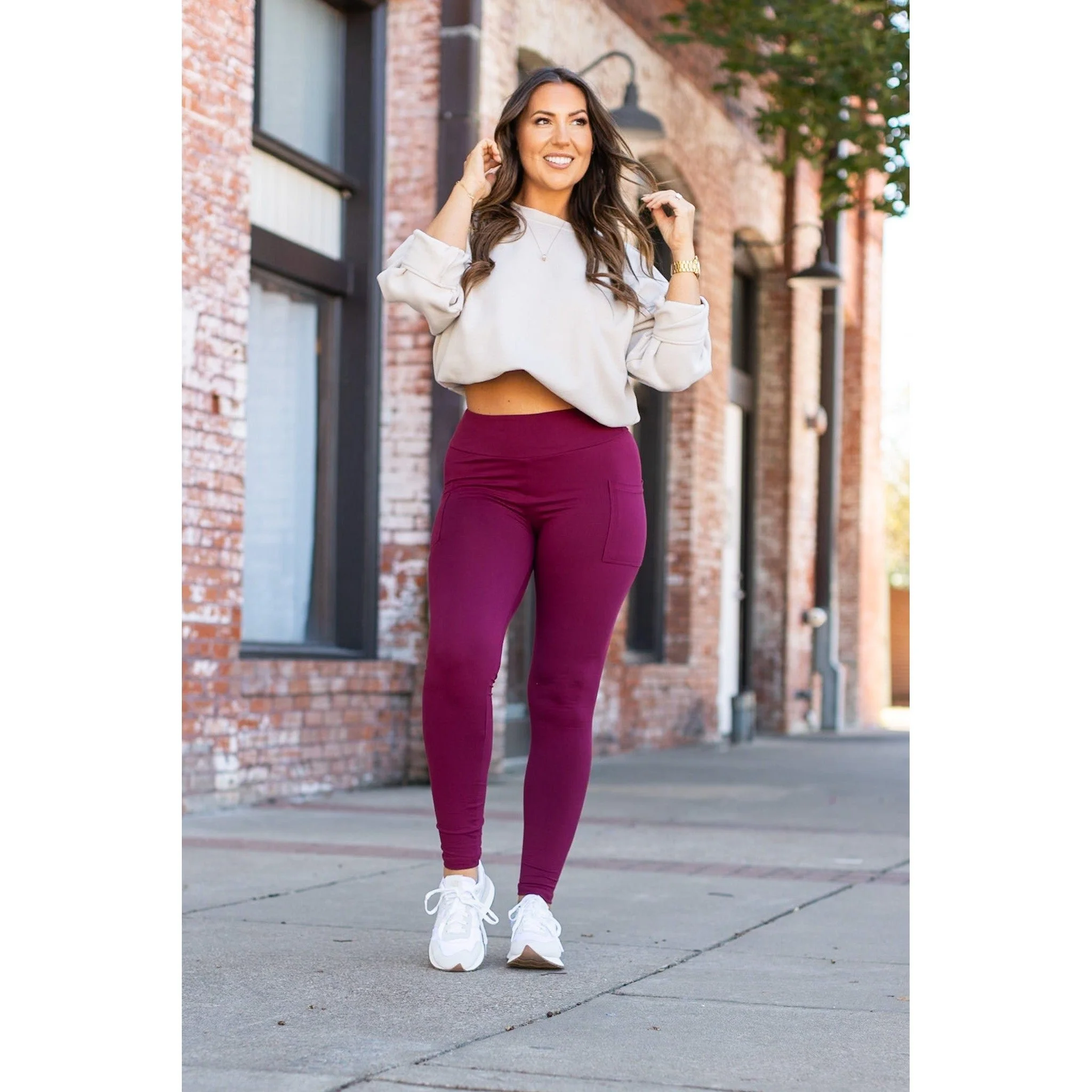 Julia_Rose_The_Maria_Maroon1.jpg