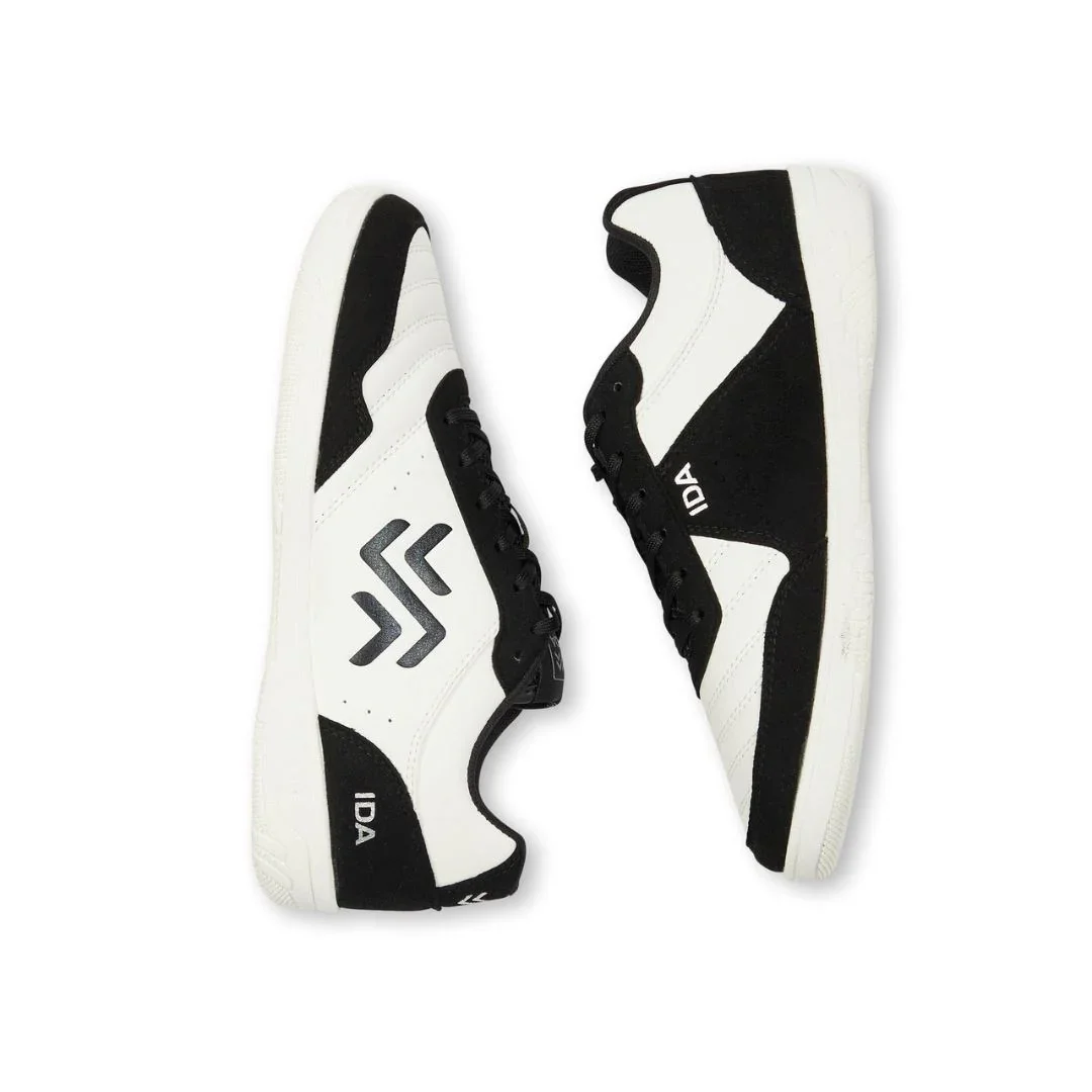IDA_Spirit_Black-White7.webp