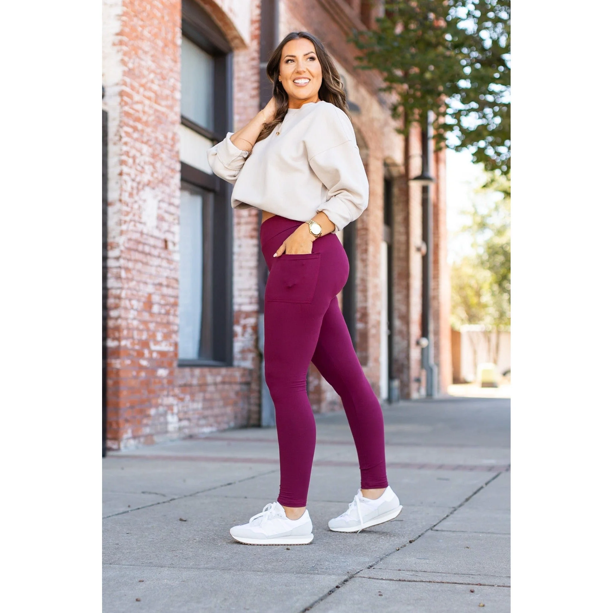 Julia_Rose_The_Maria_Maroon2.jpg