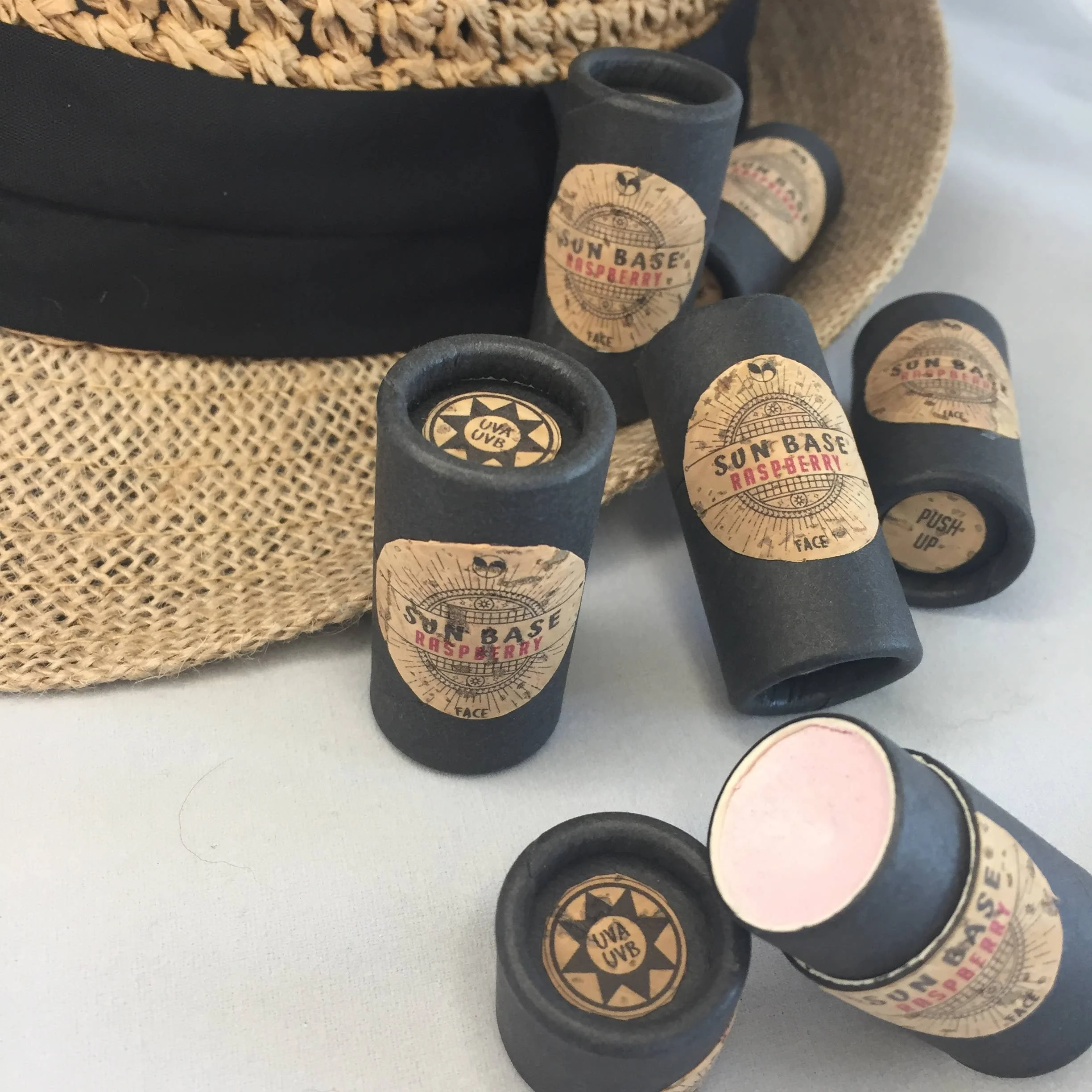sun-base-raspberry-zinc-lip-balm-bio-cork-push-ups-2.jpg