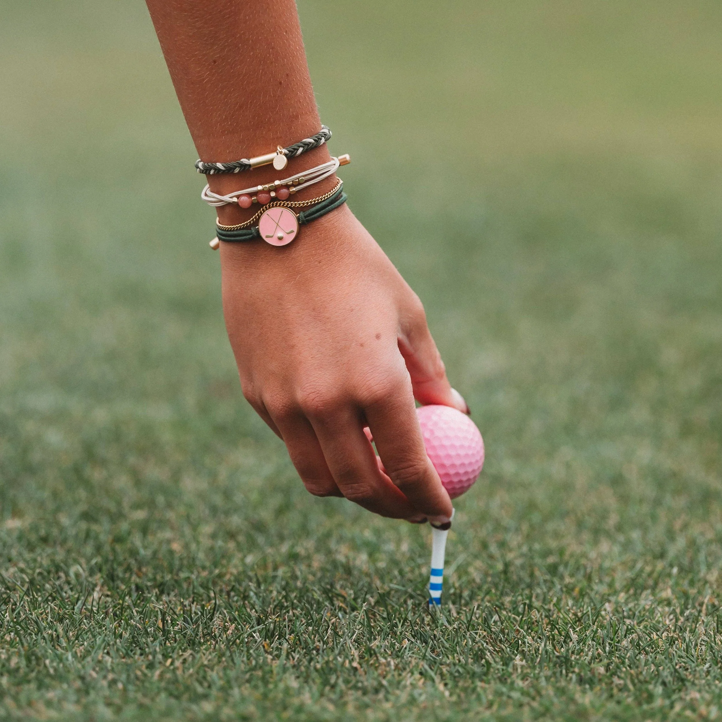 tee-time-green-pink-hair-tie-bracelets-with-removable-ball-marker-2.jpg