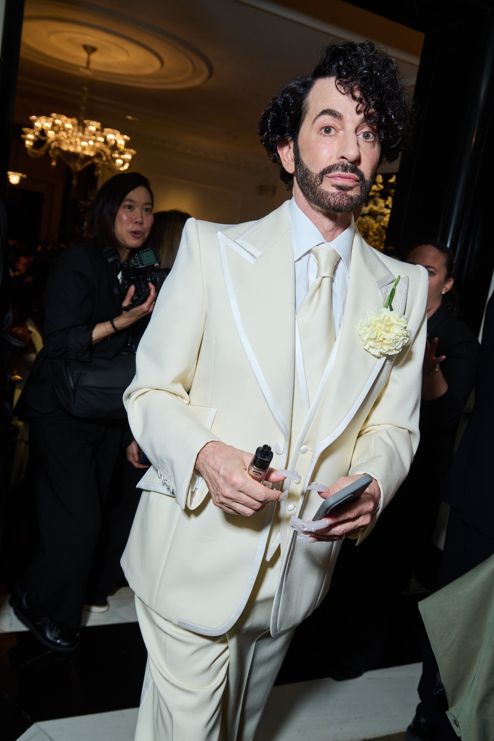 MetGala_TheCarlyleHotel_Lobby_0156.jpg