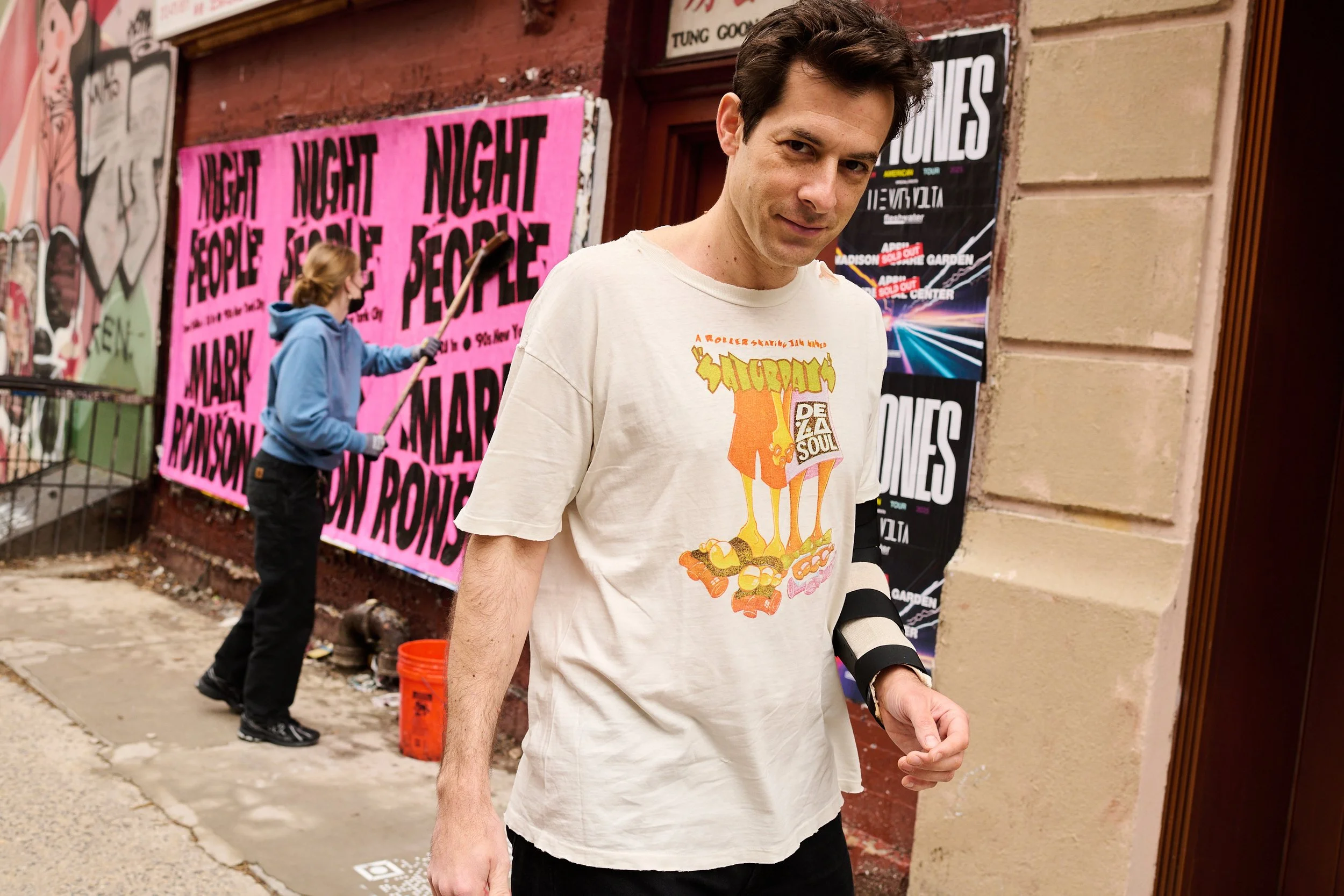 MarkRonson_BookPoster_NYC_Apr25_0115.jpg