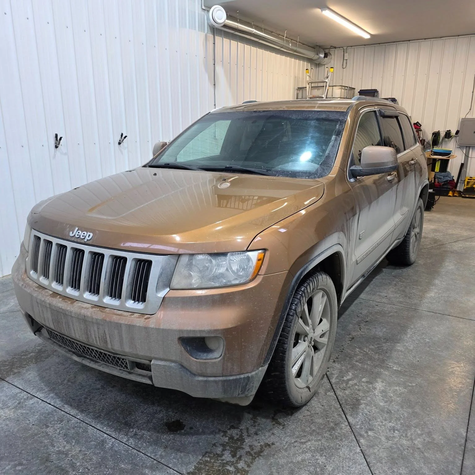 This is what winter does to paint in Alberta. ☝️

And this is what we do about it. ☝️

Wash.. Clay.. Seal.

Your vehicle takes a beating every winter. It deserves a proper restoration.

📞 403-847-8787 | primitivenotions.ca 📍 Red Deer, AB

#Primitiv