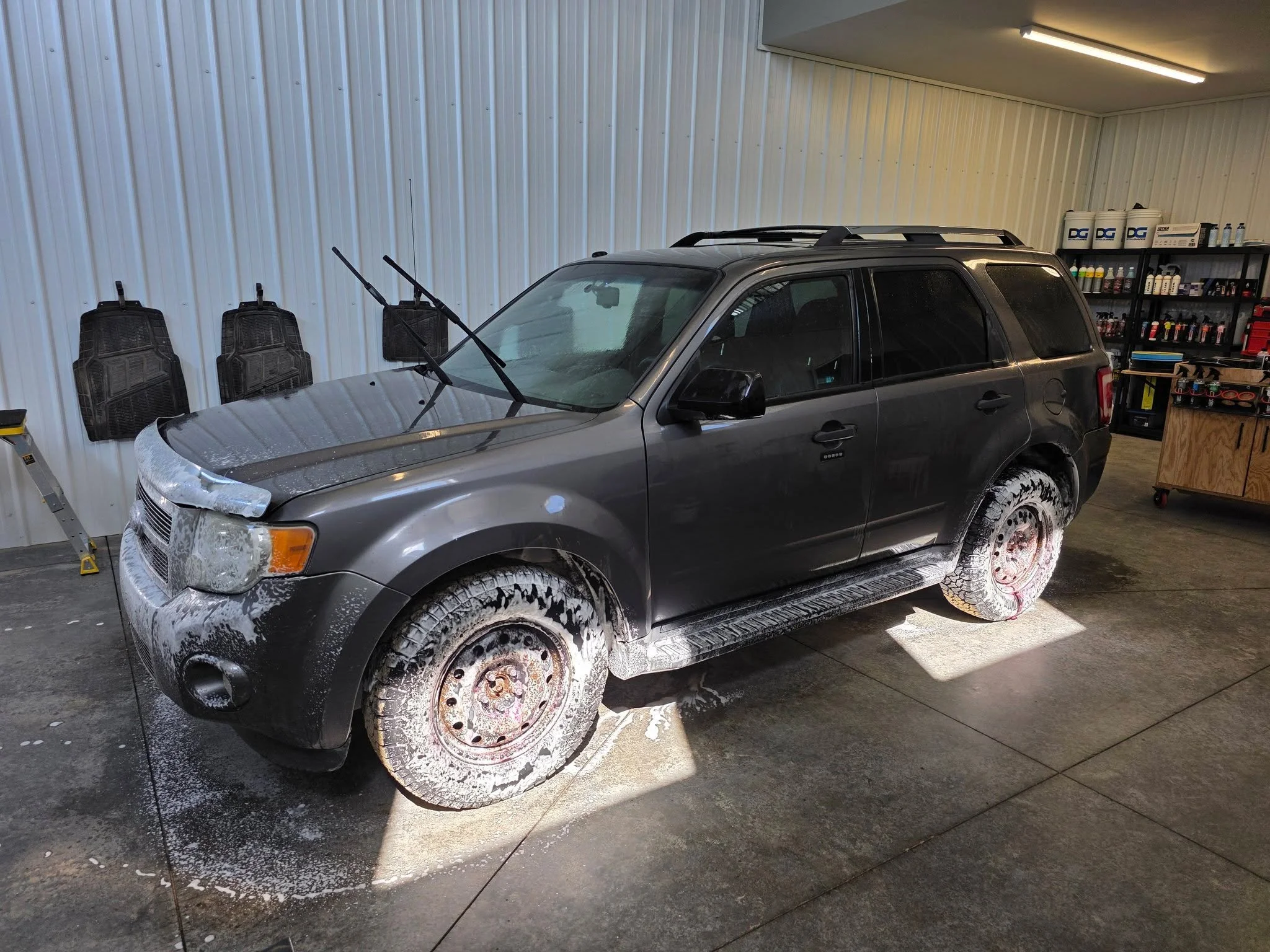 TRANSFORMATION MONDAY: 2012 Ford Escape 🚙

Older daily drivers often get neglected. This 2012 
Escape had years of accumulated dirt, stains, wear 
from daily family use.

AFTER Complete Interior Detail:
✓ Carpets extracted
✓ Stains removed
✓ Dashboa