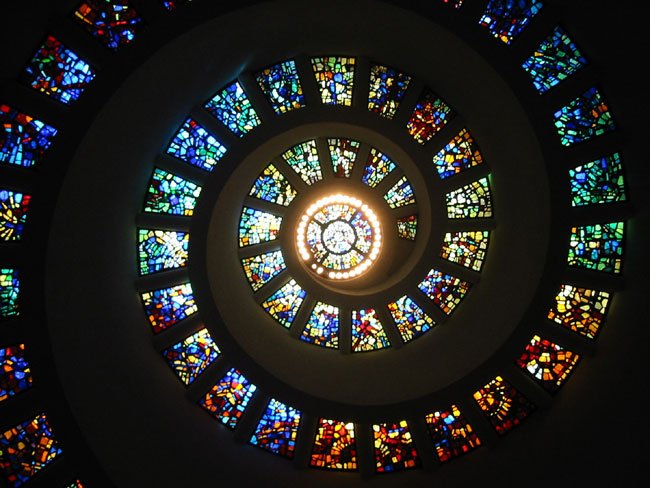  In 2000, the Chapel’s iconic Glory Window gains international recognition when it is featured on a United Nations stamp during the International Year of Thanksgiving. 