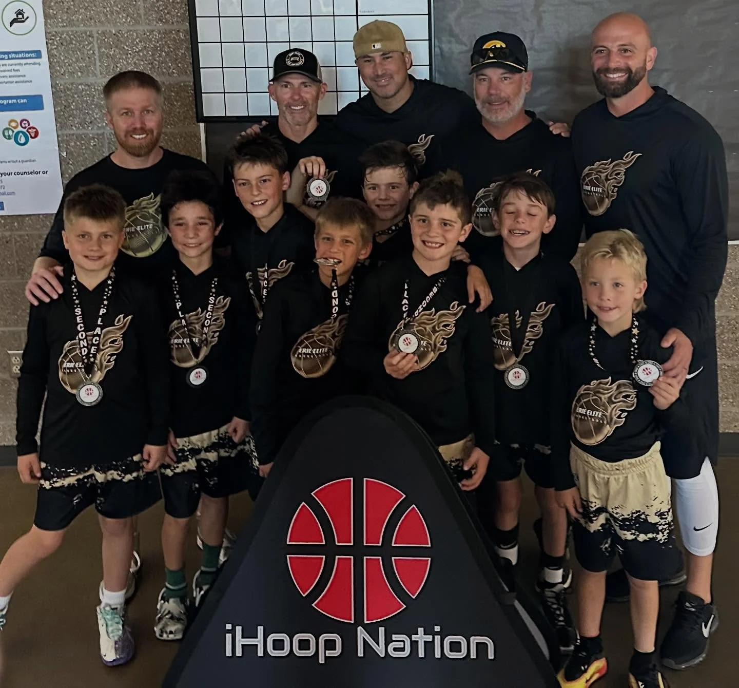 Big congrats to our 4th grade team for taking 2nd in the Fall Kickoff IHoops tournament. 

Way to go boys!!