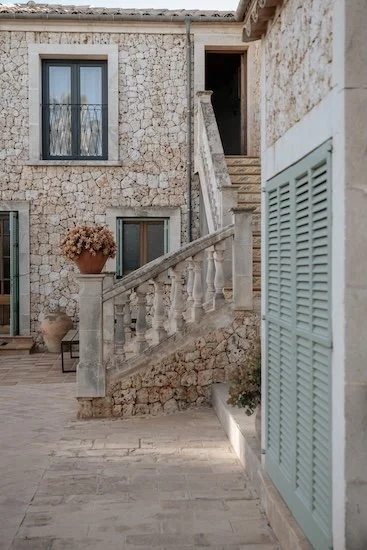curolla outside stairs.jpg