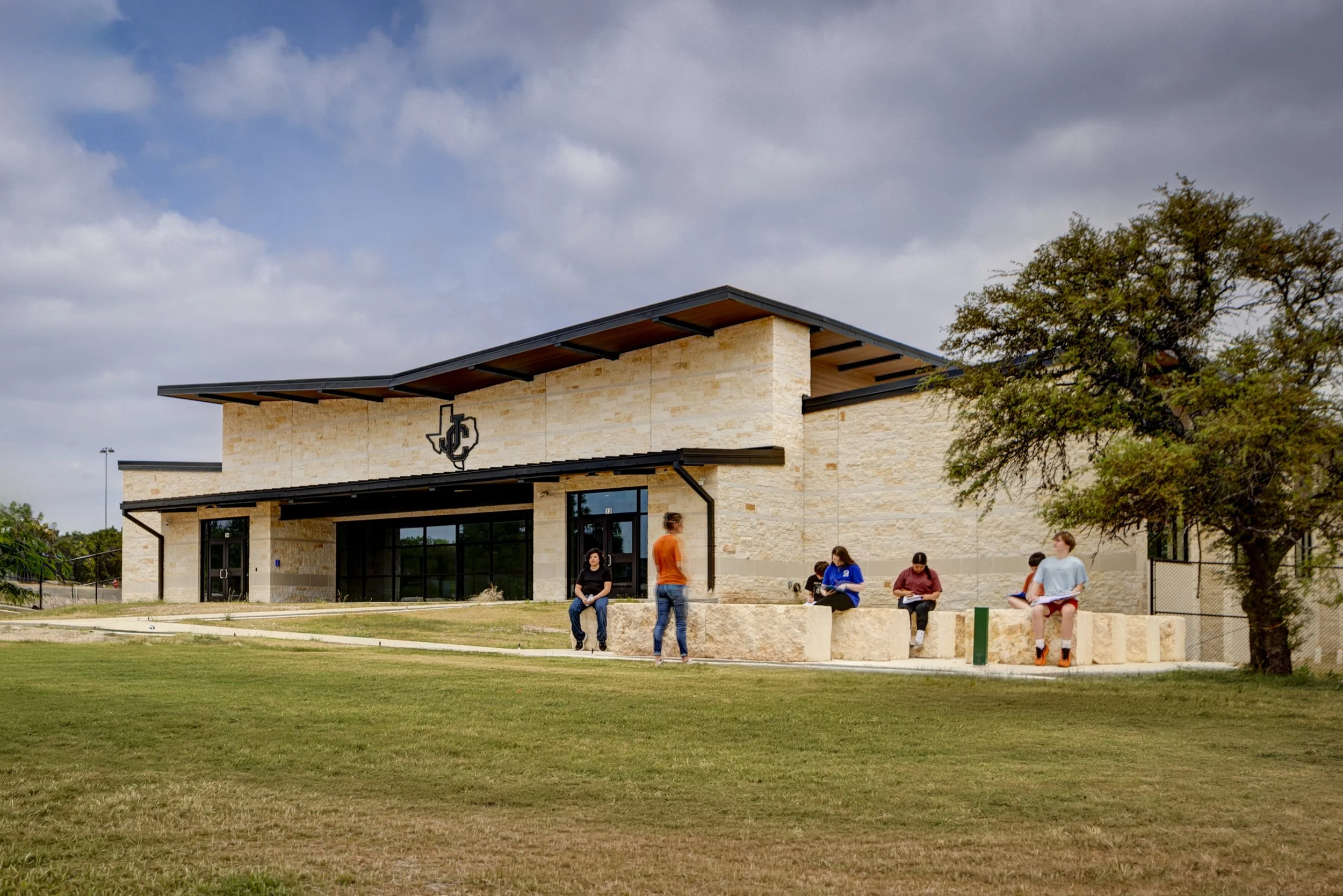 wra_architects_Johnson_City_LBJ_Middle_School.jpg4.jpg