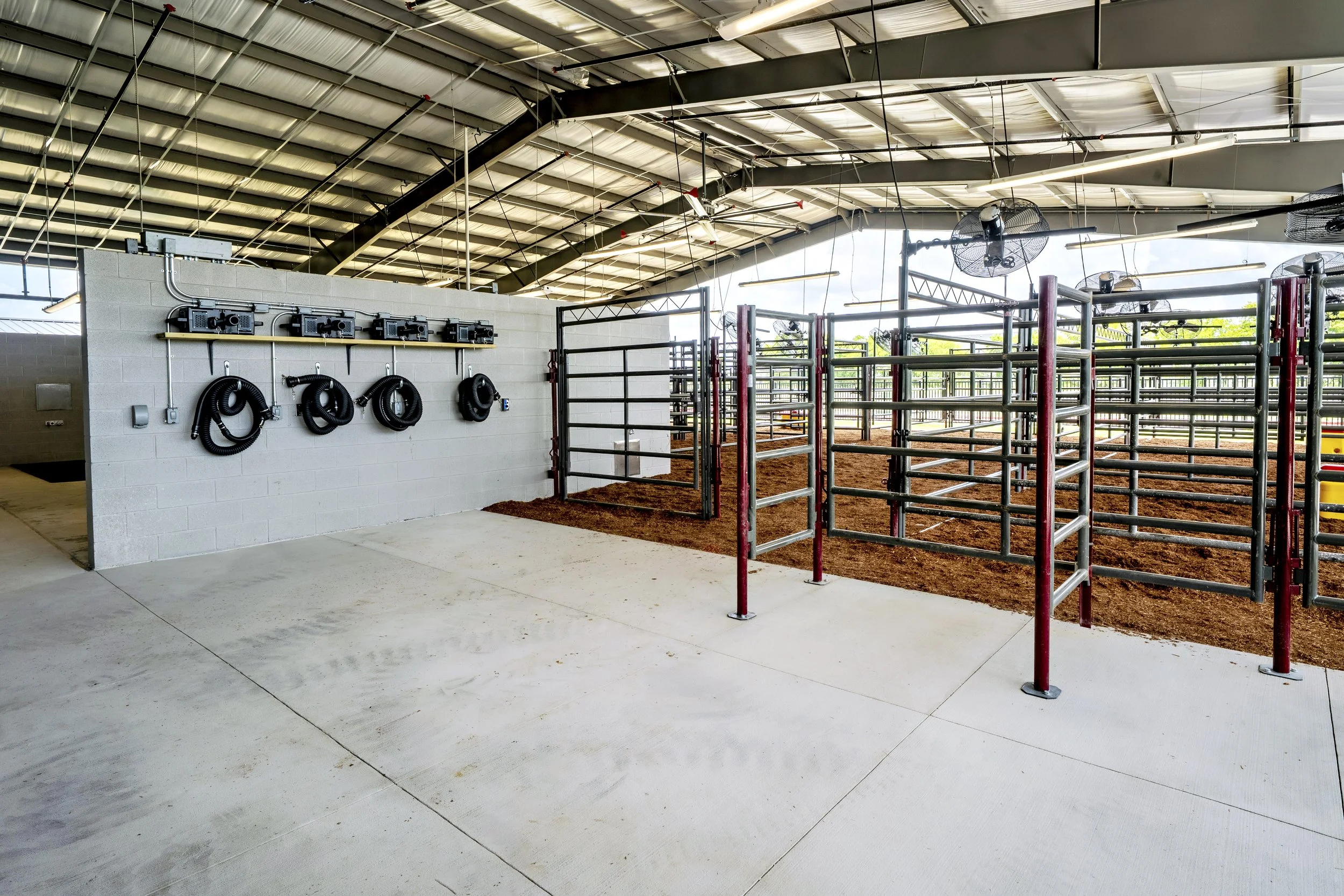 wra_architects_community_isd_bob_bean_agriculture_facility19.jpg