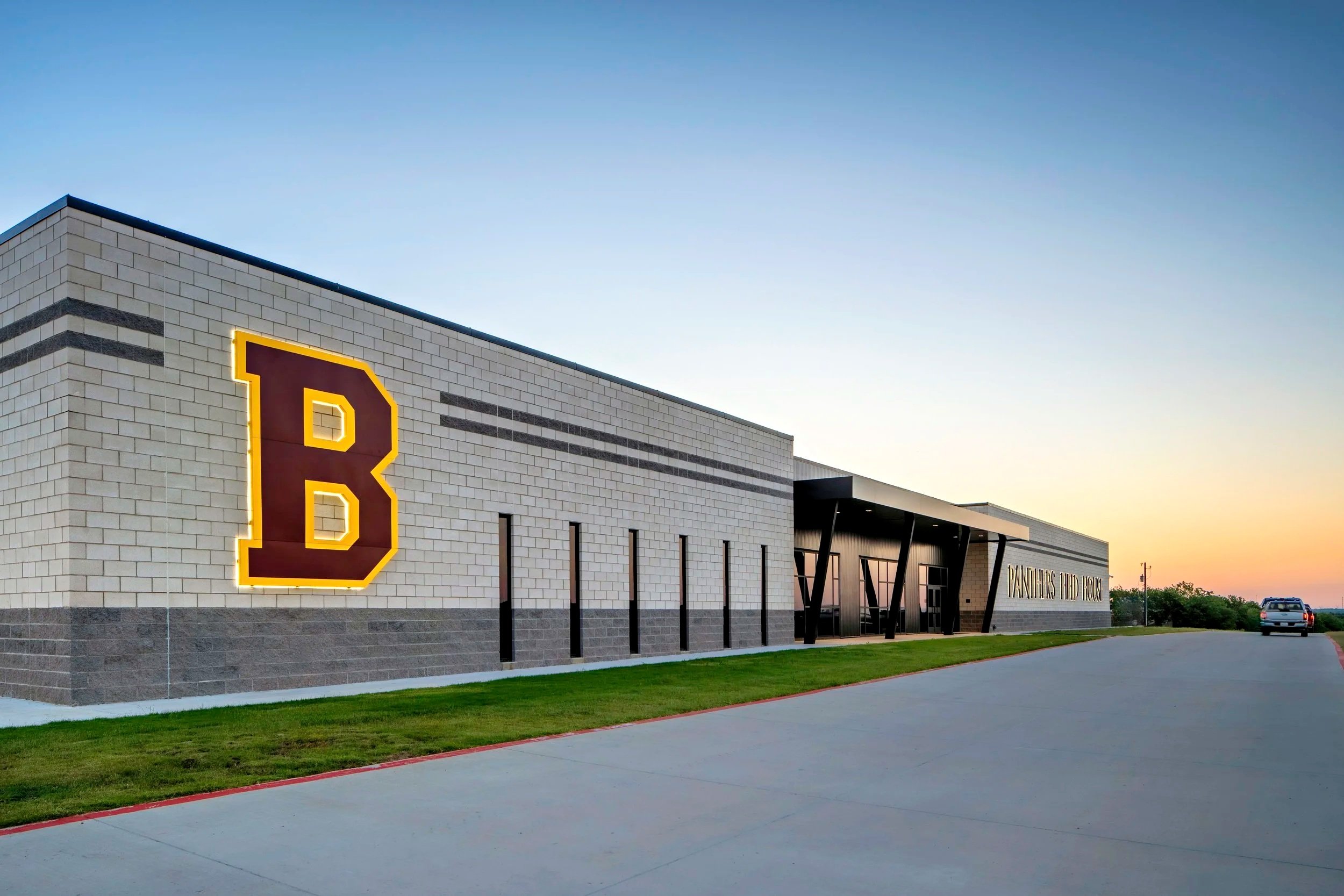 BELLS ISD: | Field House & Classroom Renovations