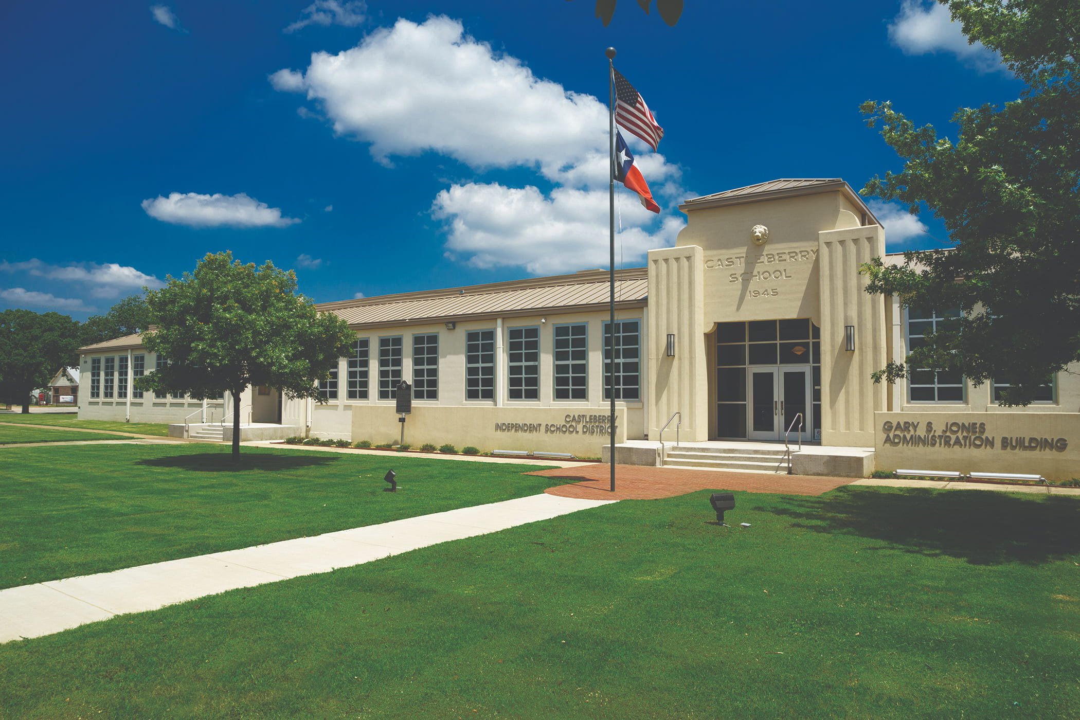 CASTLEBERRY ISD: | Jones Administration Building